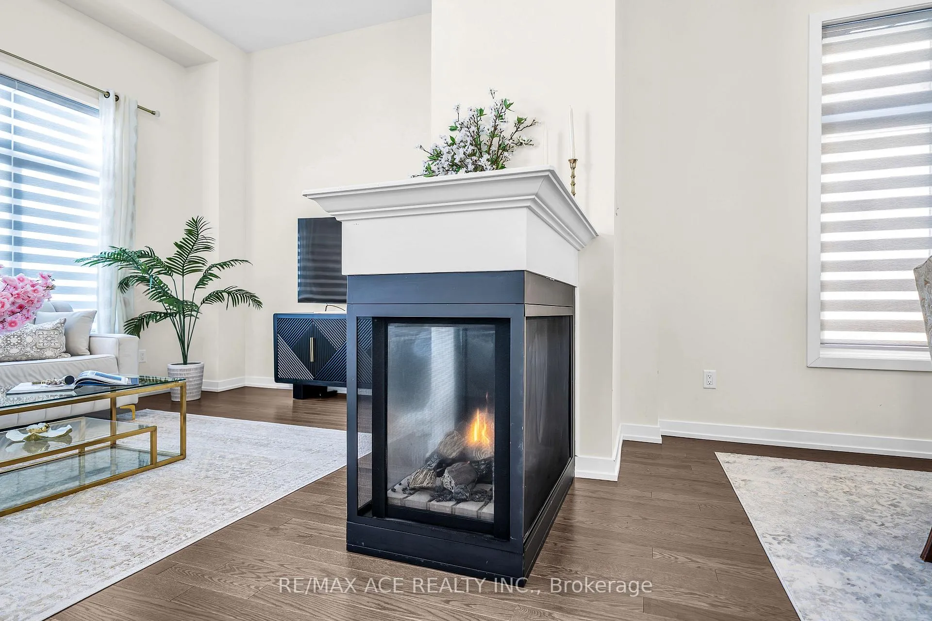 Photo 11 of 945 Rexton Drive, Oshawa, Kedron — HOMEH