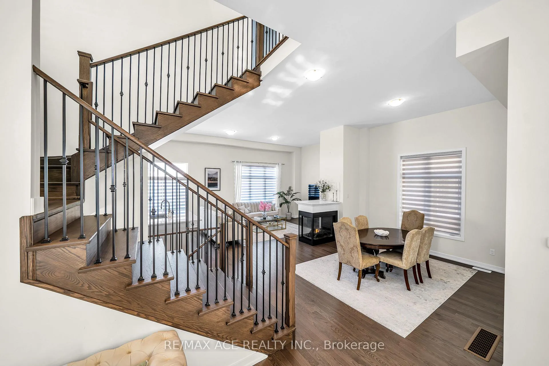 Photo 20 of 945 Rexton Drive, Oshawa, Kedron — HOMEH
