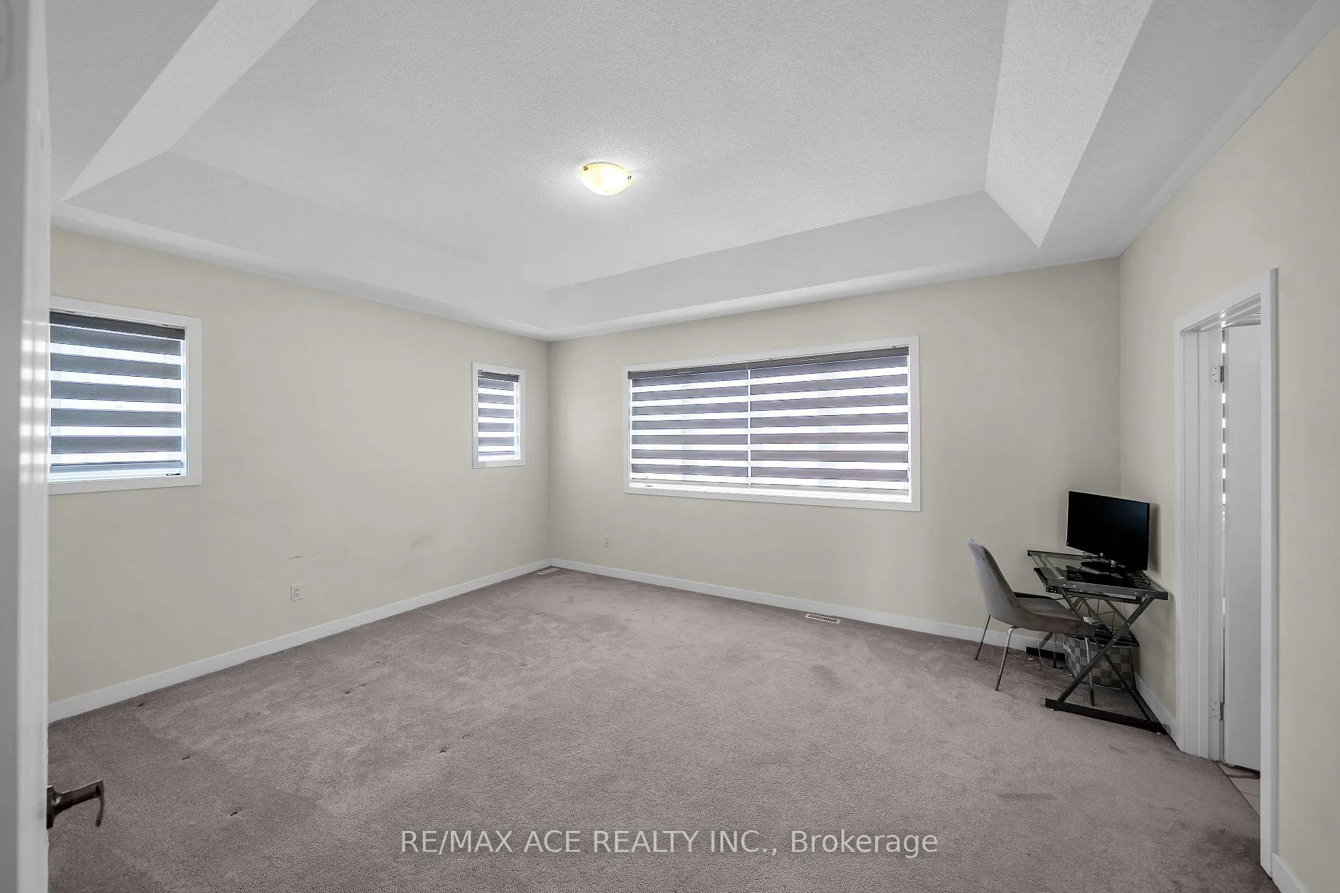Photo 28 of 945 Rexton Drive, Oshawa, Kedron — HOMEH