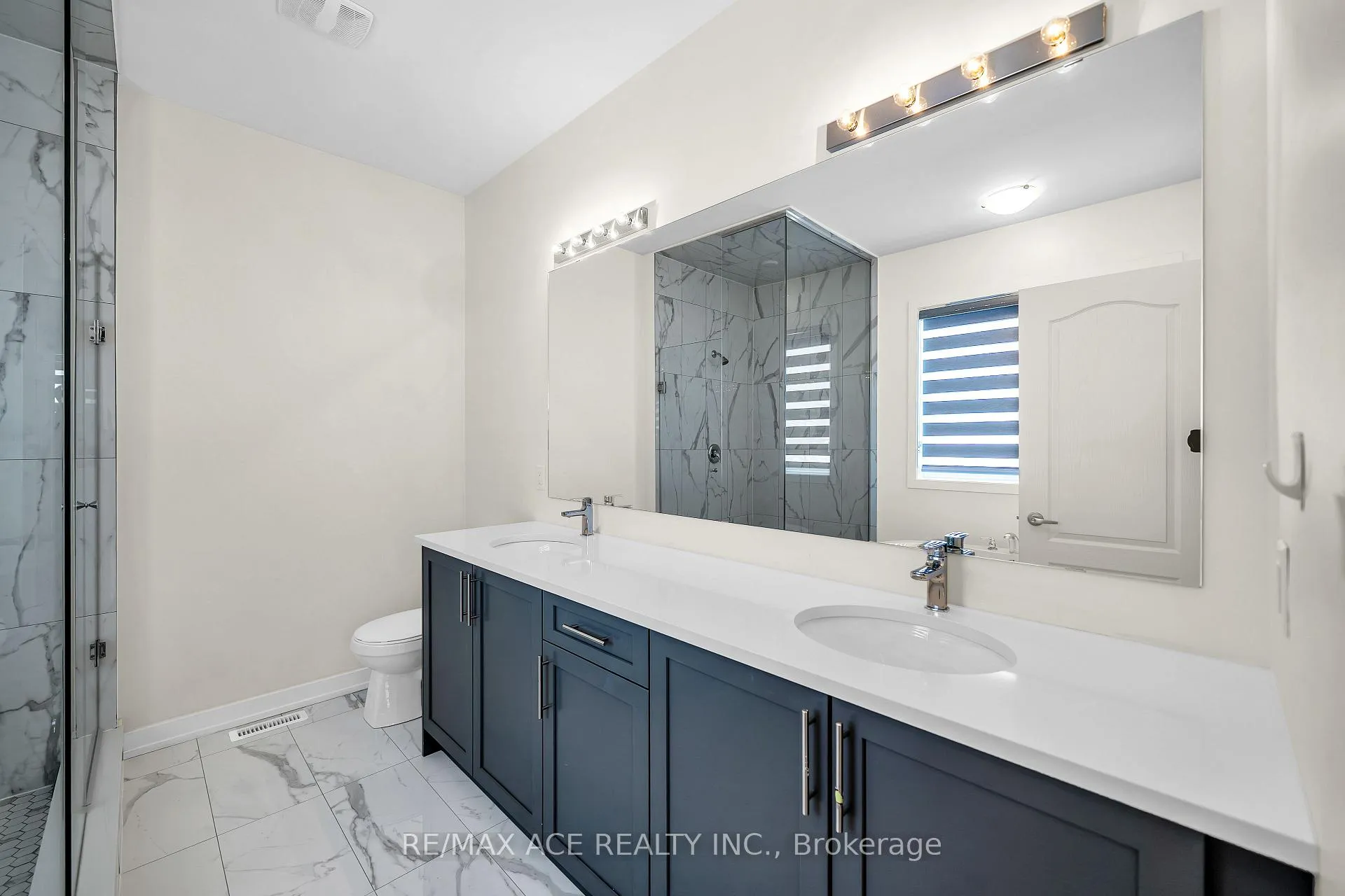 Photo 30 of 945 Rexton Drive, Oshawa, Kedron — HOMEH