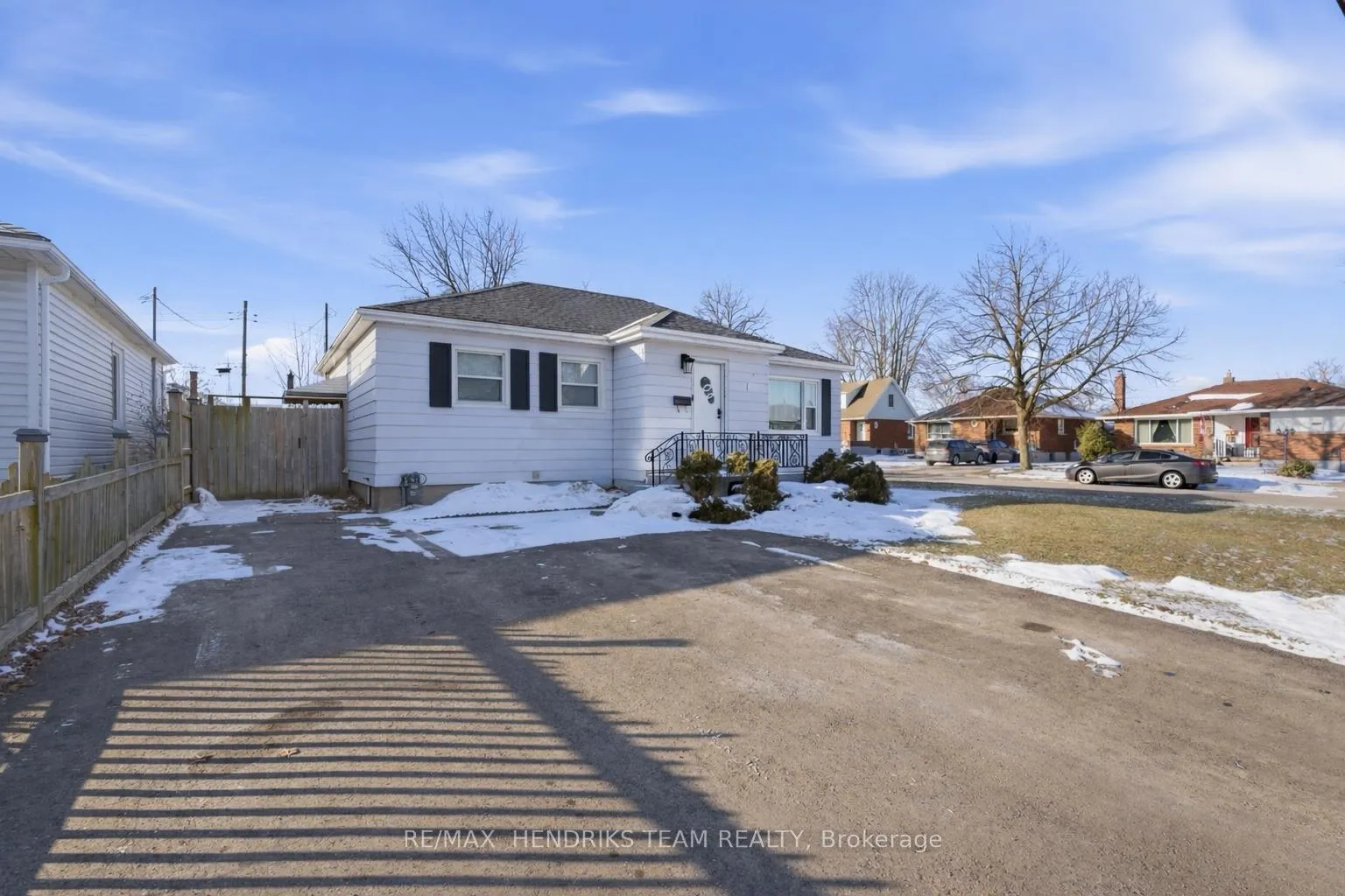 Photo 1 of 85 Albert Street W, Thorold, Thorold Downtown — HOMEH
