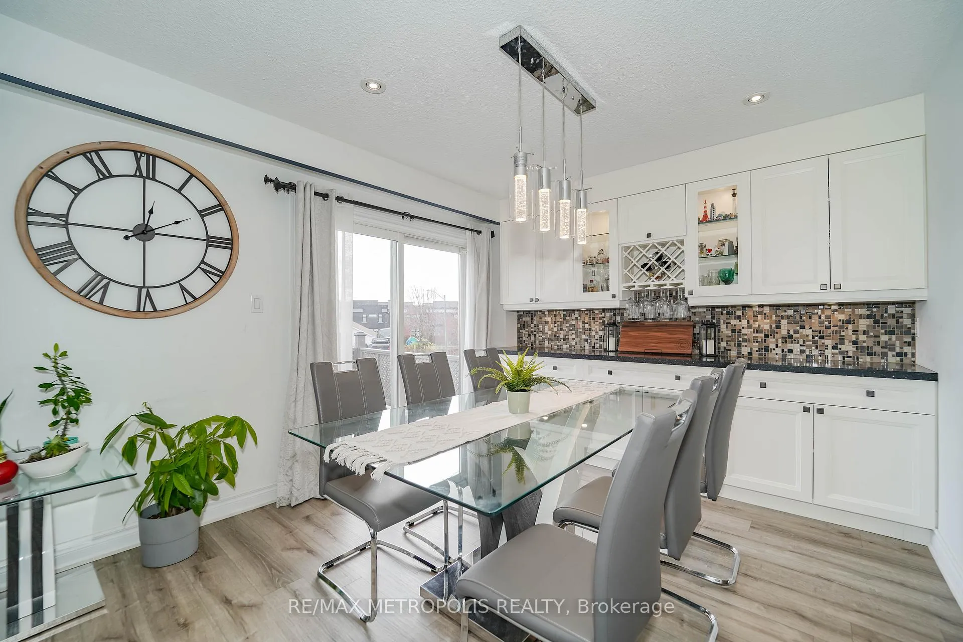 Photo 14 of 1319 Luna Court, Pickering, Bay Ridges — HOMEH