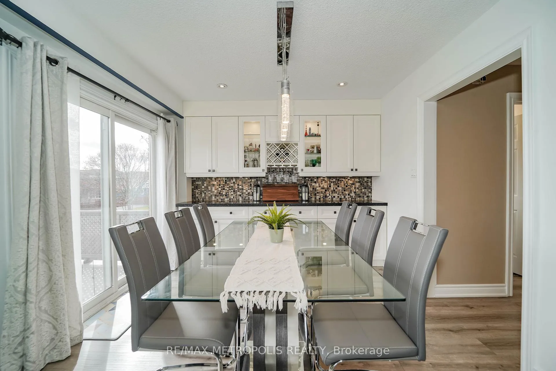Photo 15 of 1319 Luna Court, Pickering, Bay Ridges — HOMEH