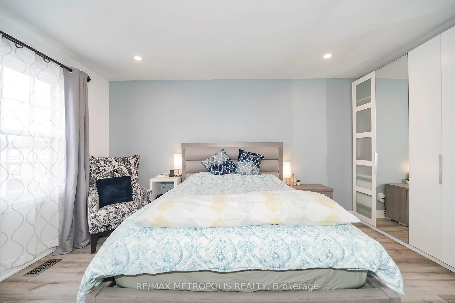 Photo 20 of 1319 Luna Court, Pickering, Bay Ridges — HOMEH