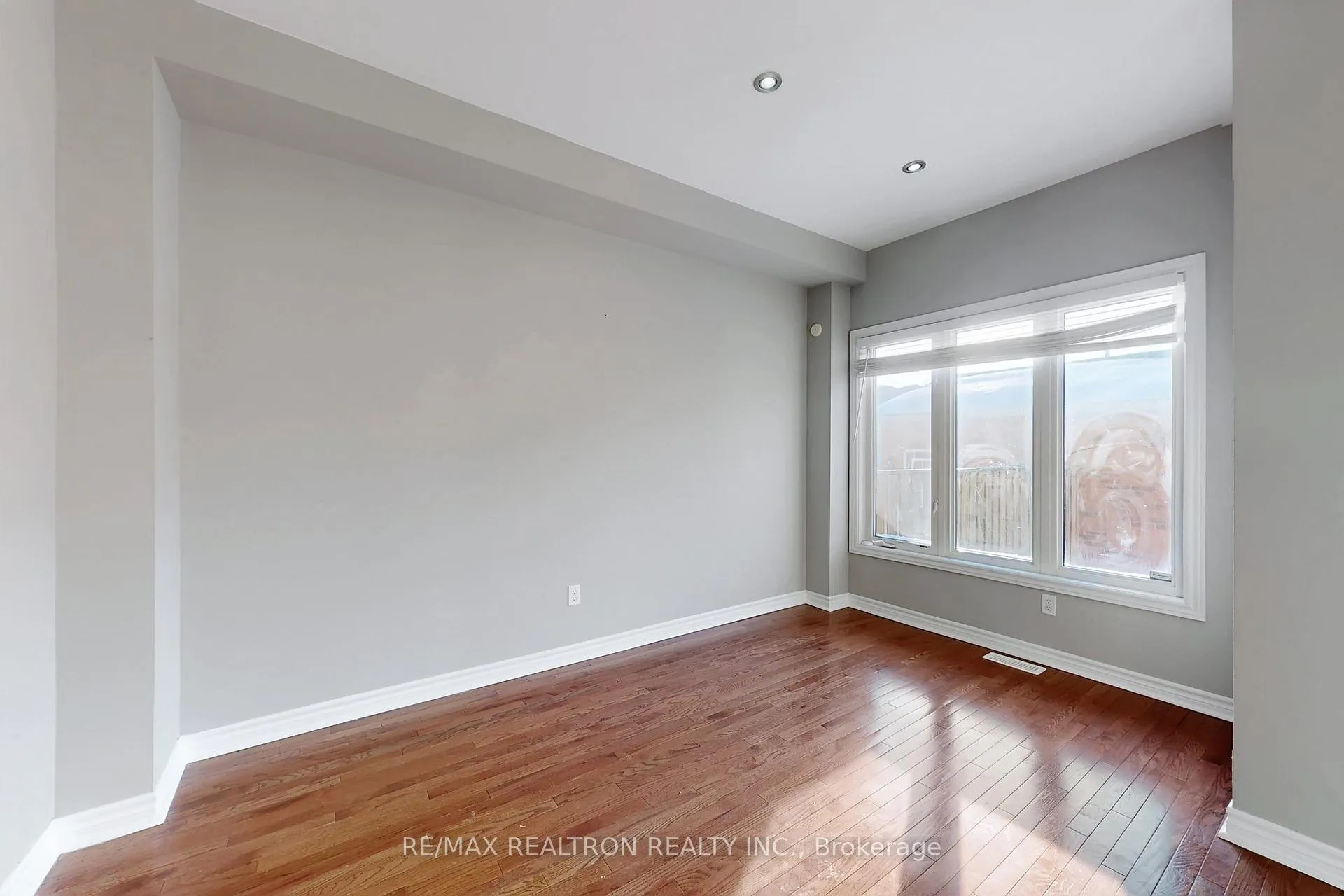 Photo 20 of 2442 Earl Grey Avenue, Pickering, Duffin Heights — HOMEH