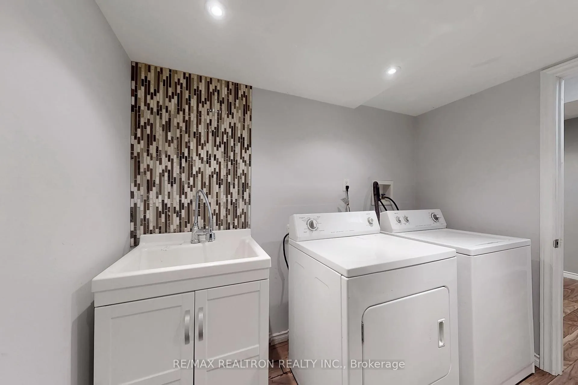 Photo 44 of 2442 Earl Grey Avenue, Pickering, Duffin Heights — HOMEH