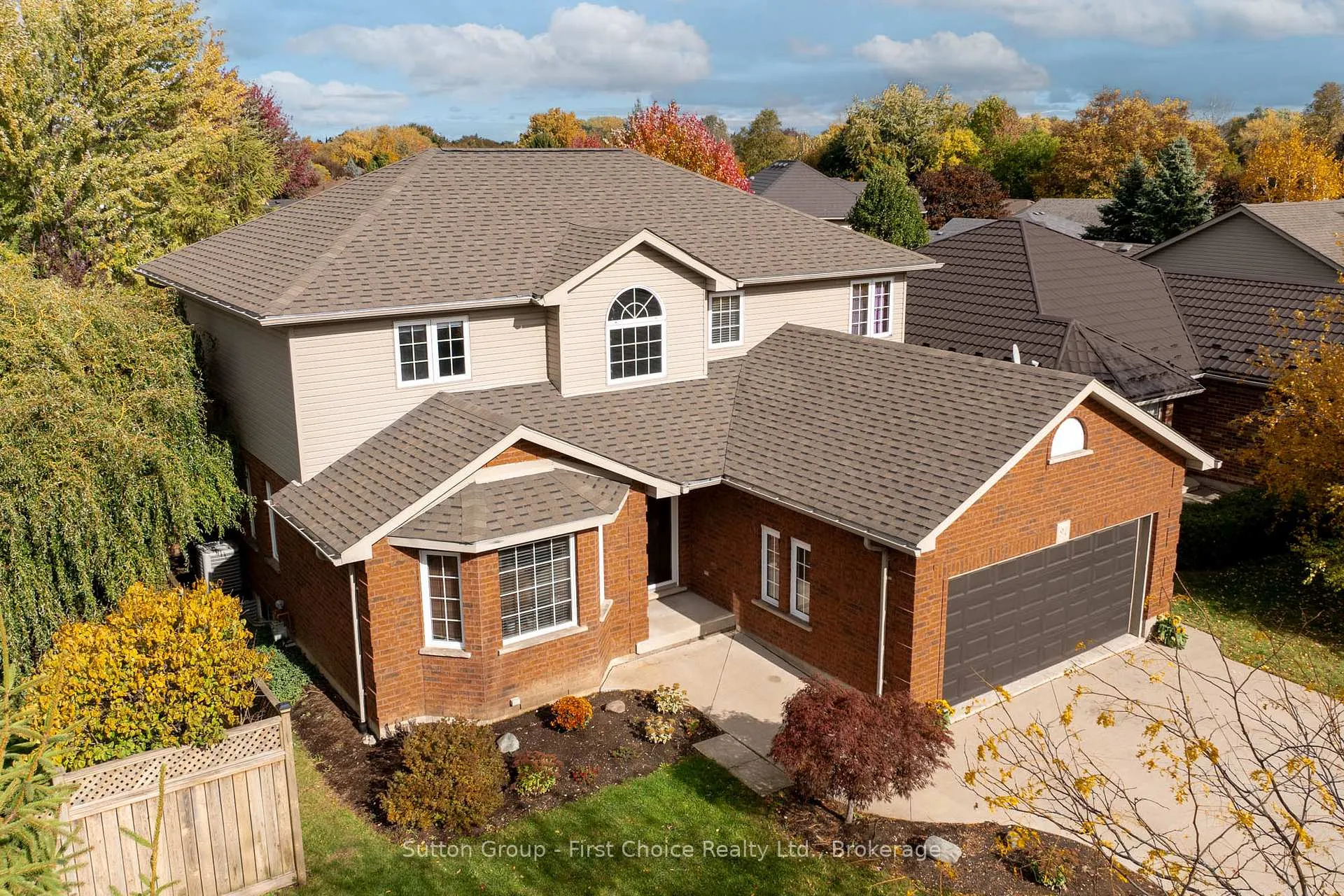 Photo 3 of 91 Lightbourne Avenue, Stratford — HOMEH
