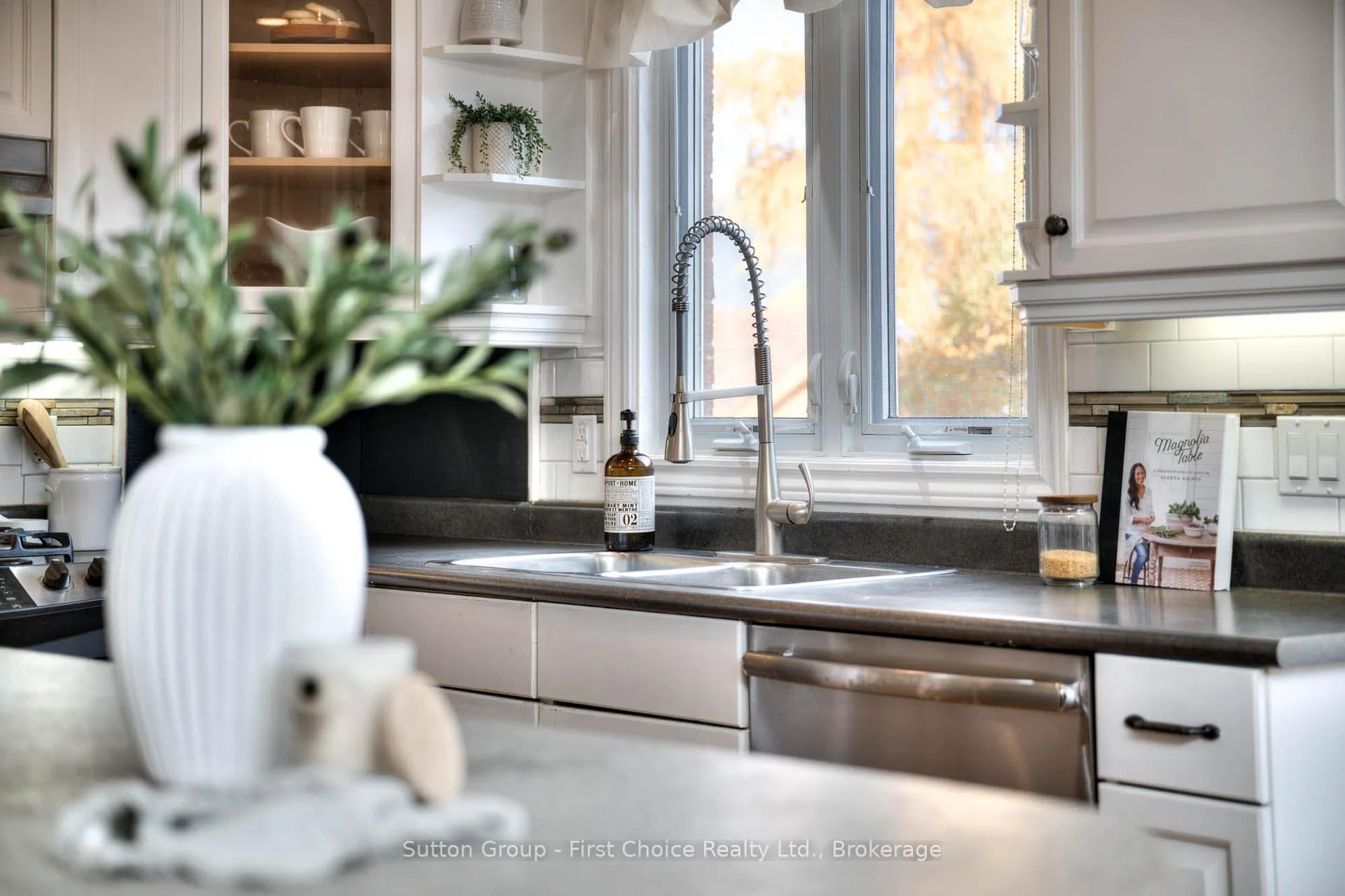 Photo 9 of 91 Lightbourne Avenue, Stratford — HOMEH