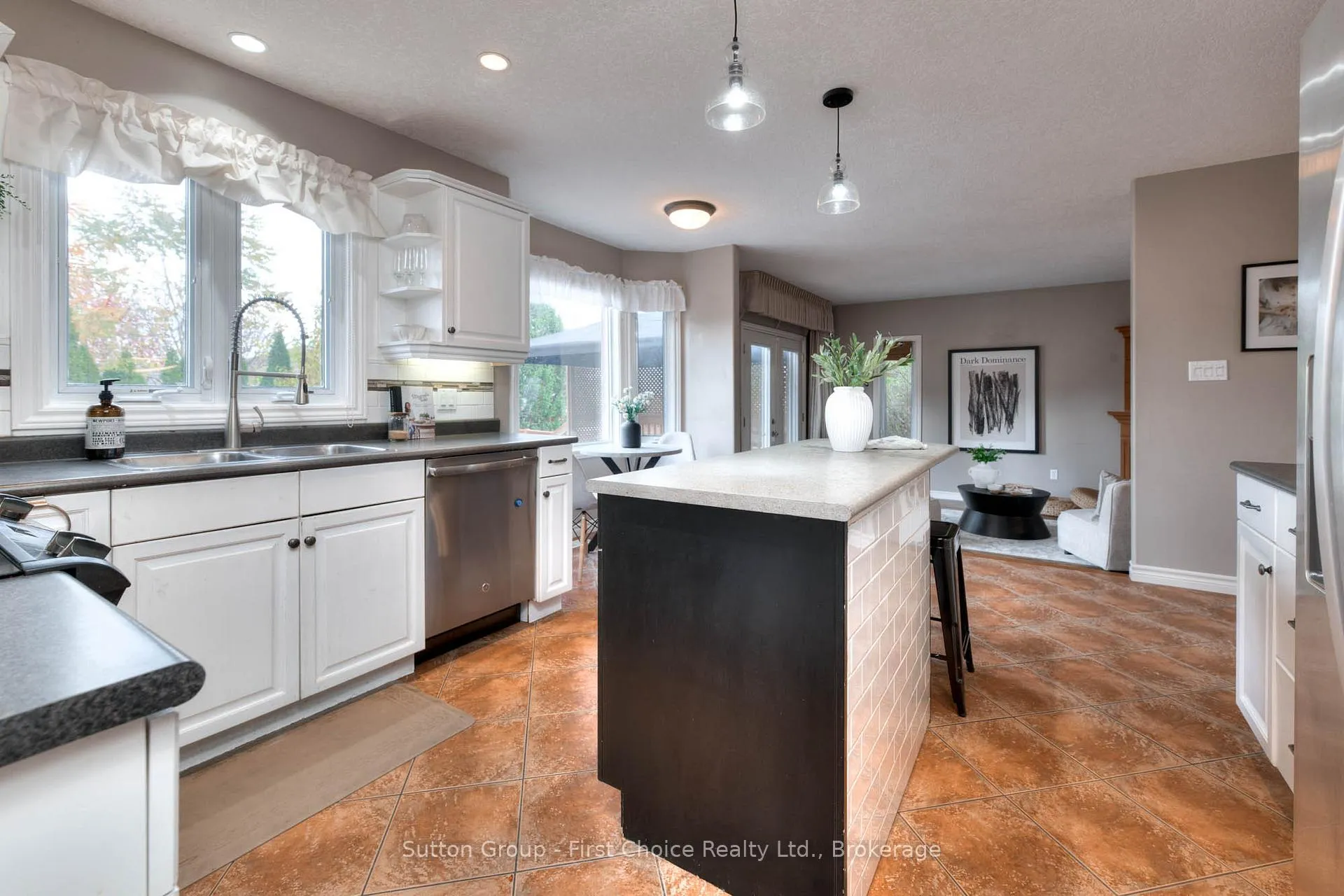 Photo 31 of 91 Lightbourne Avenue, Stratford — HOMEH