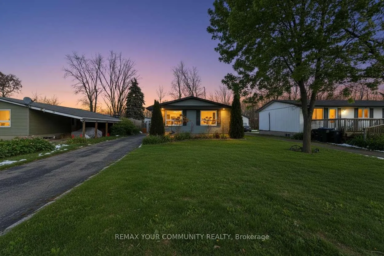 Photo 1 of 41 Eastern Avenue, New Tecumseth, Tottenham — HOMEH