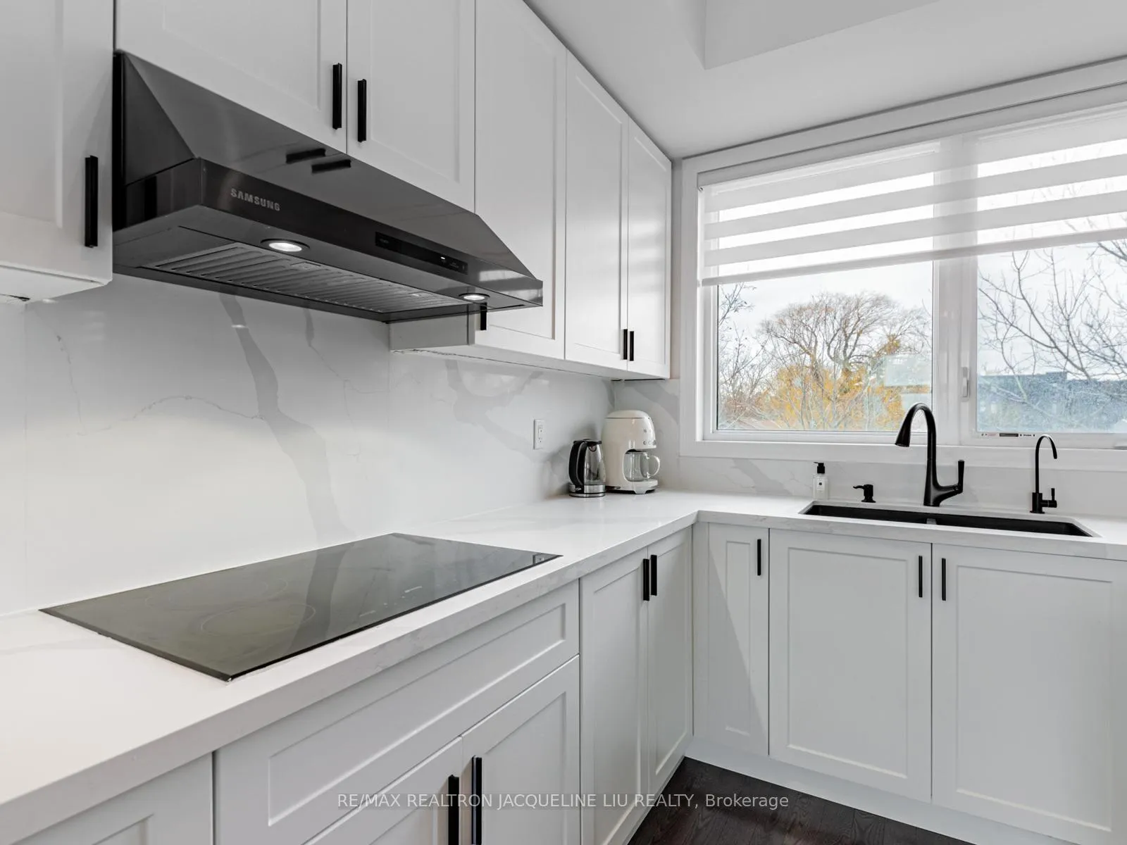 Photo 11 of 28 Juneau Street, Vaughan, East Woodbridge — HOMEH
