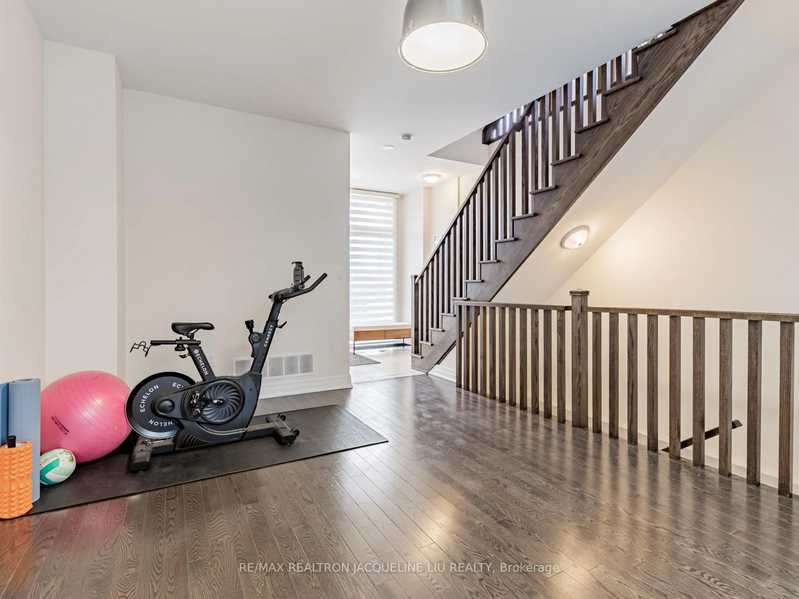 Photo 18 of 28 Juneau Street, Vaughan, East Woodbridge — HOMEH