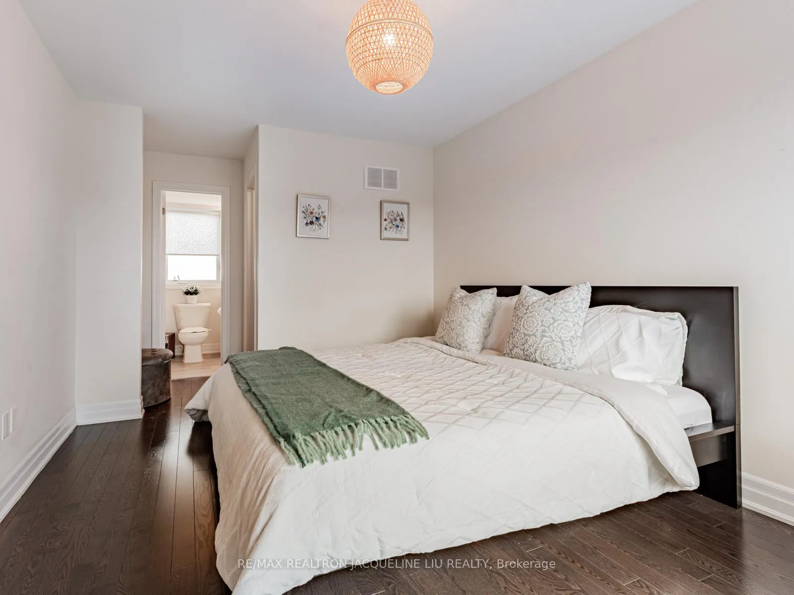 Photo 21 of 28 Juneau Street, Vaughan, East Woodbridge — HOMEH