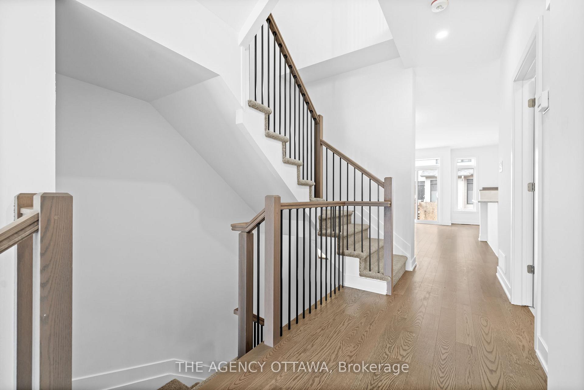 Photo 6 of 140 Sencha Terrace, Ottawa, Barrhaven - Heritage Park — HOMEH