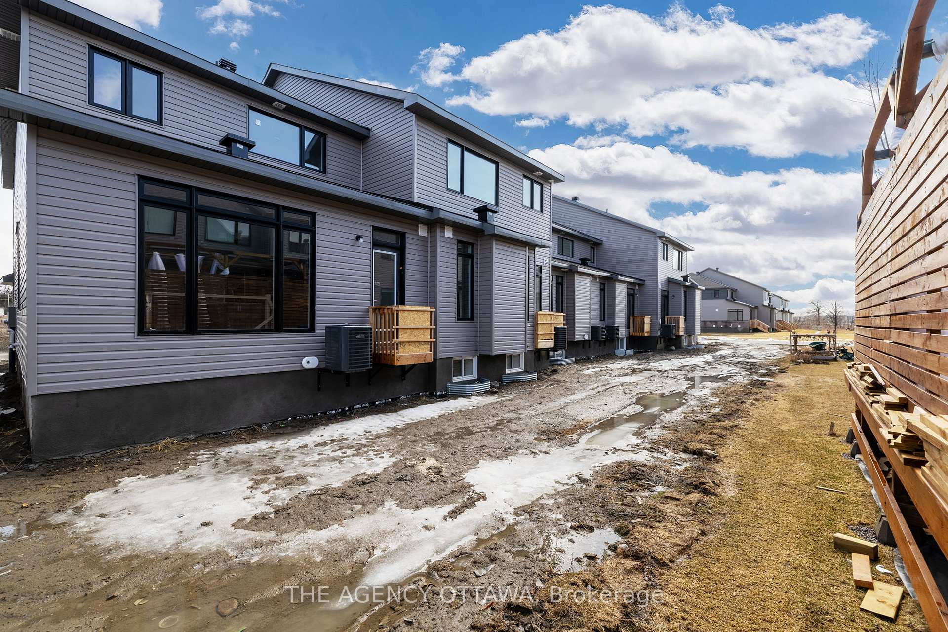 Photo 40 of 140 Sencha Terrace, Ottawa, Barrhaven - Heritage Park — HOMEH