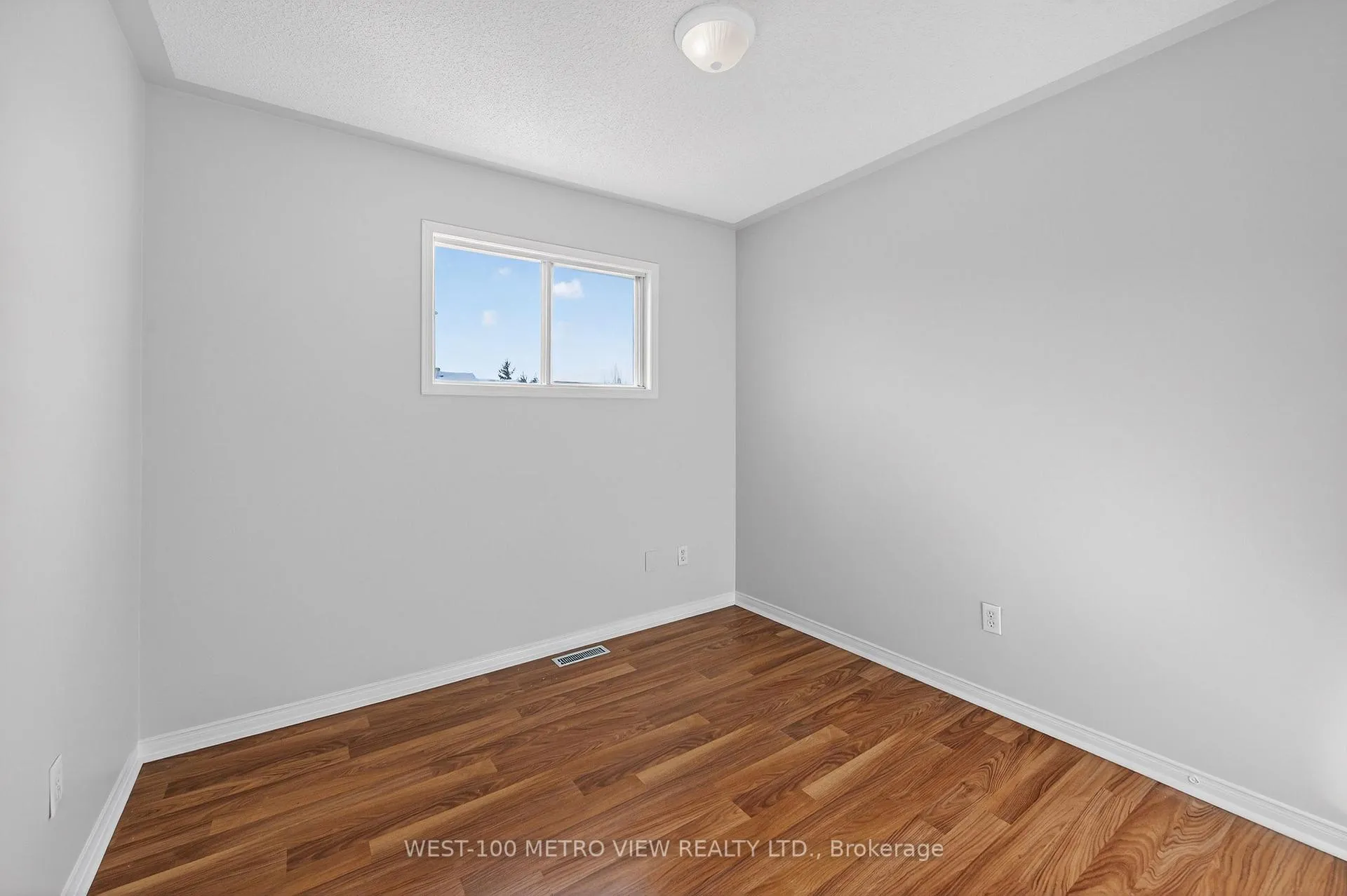 Photo 13 of 71 Roseheath Drive, Vaughan, Maple — HOMEH