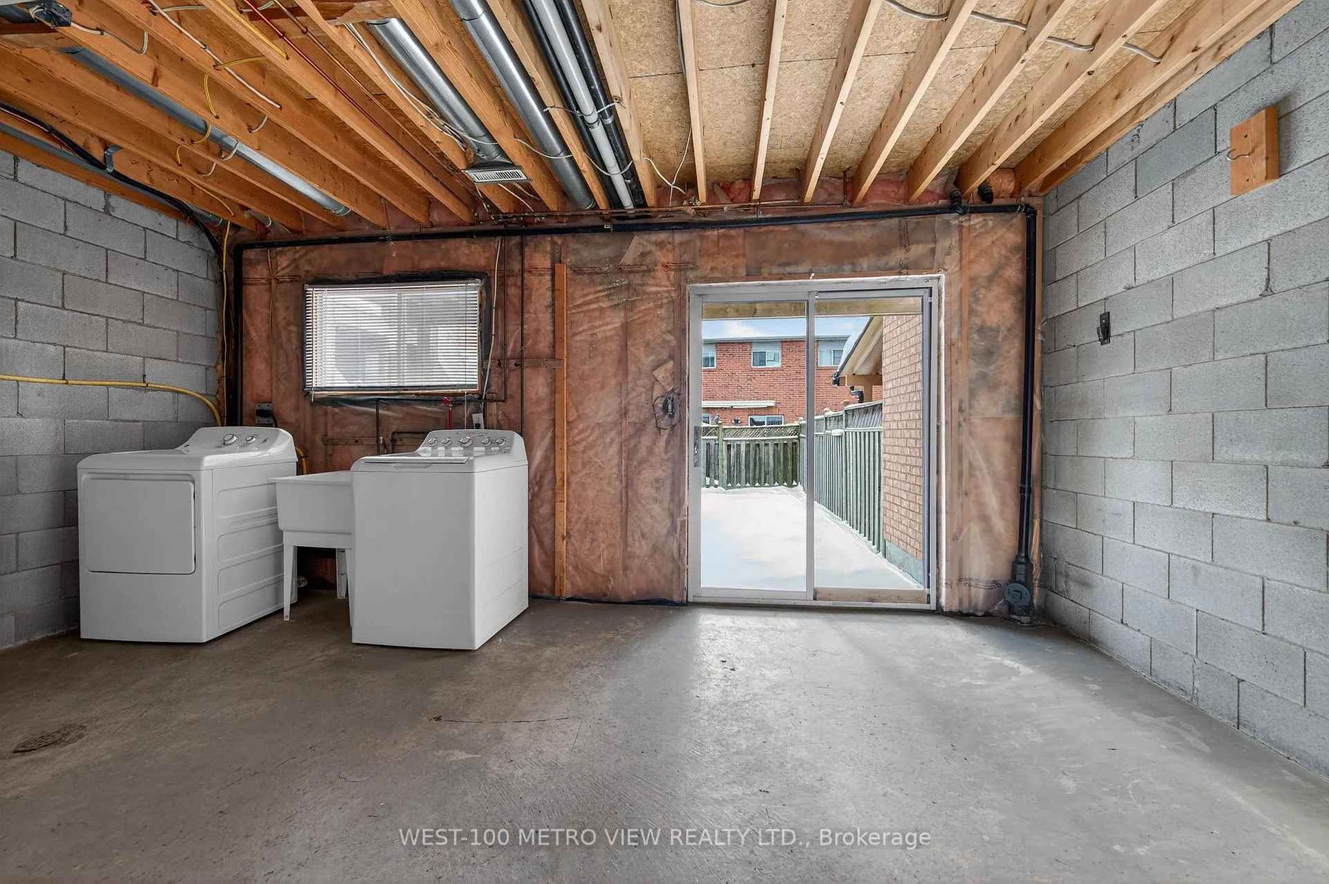 Photo 21 of 71 Roseheath Drive, Vaughan, Maple — HOMEH
