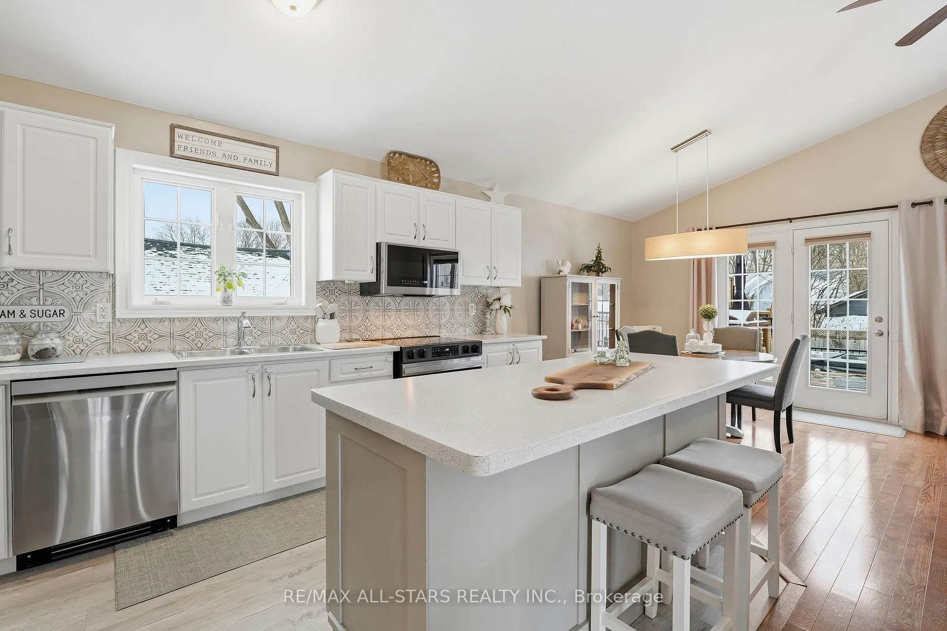 Photo 9 of 167 Silas Boulevard, Georgina, Keswick North — HOMEH