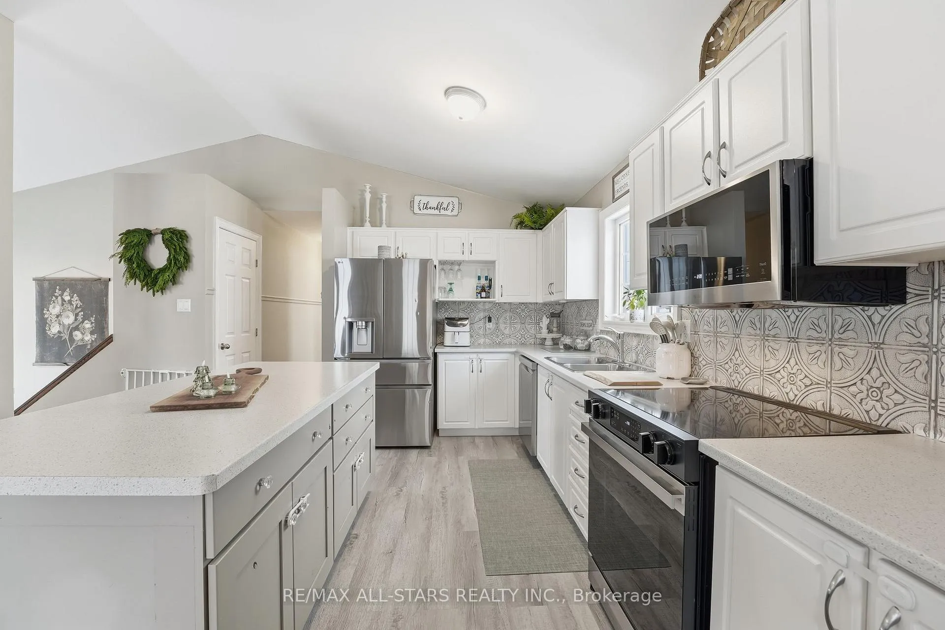 Photo 10 of 167 Silas Boulevard, Georgina, Keswick North — HOMEH