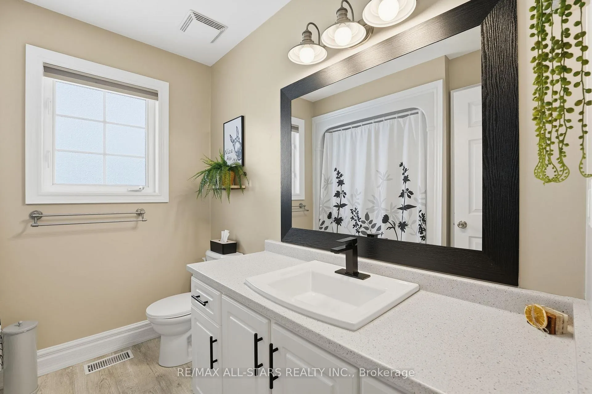 Photo 21 of 167 Silas Boulevard, Georgina, Keswick North — HOMEH
