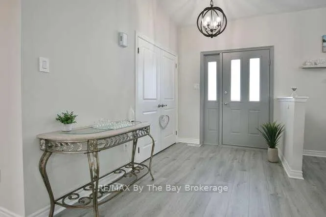 Photo 8 of 8 Azores Place, Wasaga Beach — HOMEH