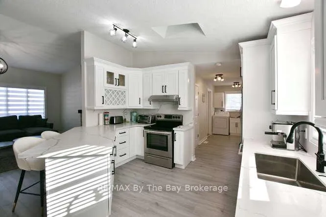 Photo 24 of 8 Azores Place, Wasaga Beach — HOMEH