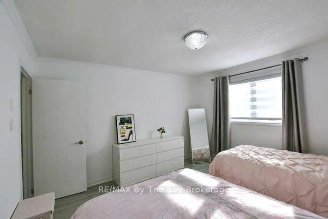 Photo 34 of 8 Azores Place, Wasaga Beach — HOMEH