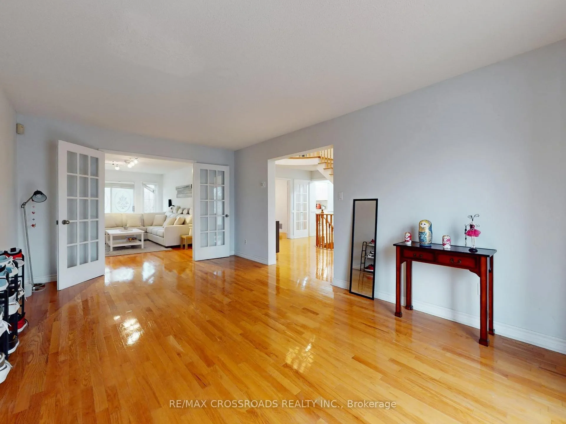 Photo 3 of 500 Lightfoot Place, Pickering, Woodlands — HOMEH
