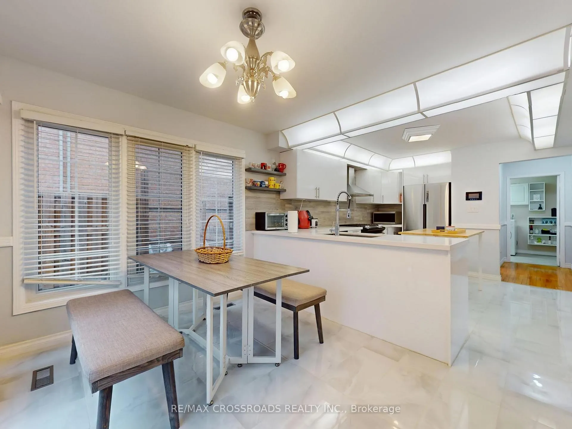 Photo 12 of 500 Lightfoot Place, Pickering, Woodlands — HOMEH