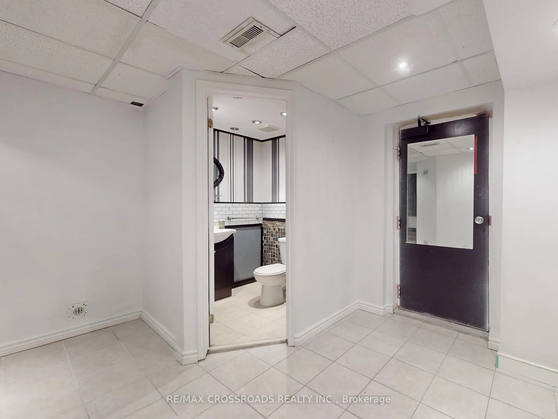 Photo 36 of 500 Lightfoot Place, Pickering, Woodlands — HOMEH
