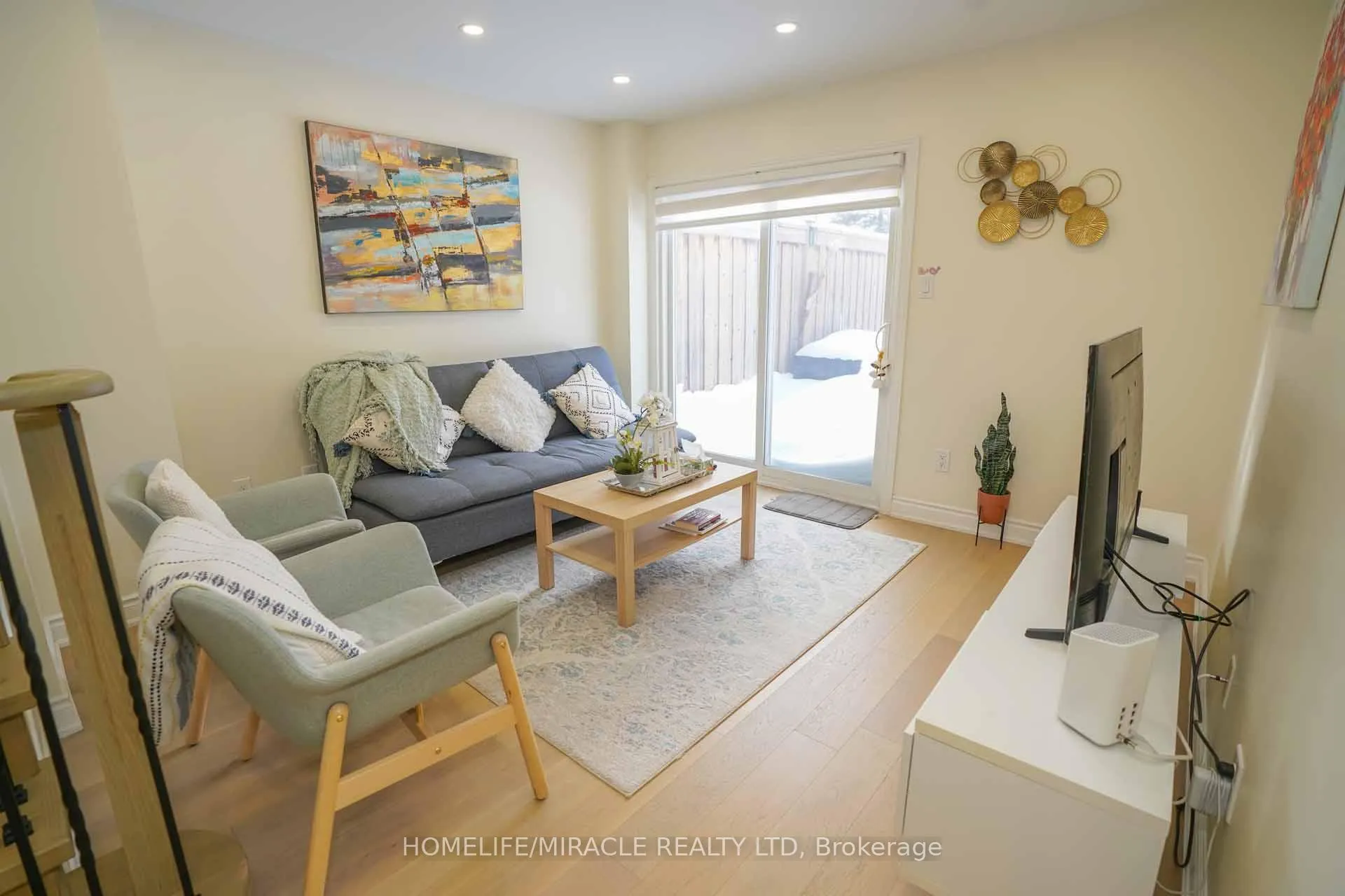 Photo 15 of 40 Gardenia Way, Caledon, Rural Caledon — HOMEH