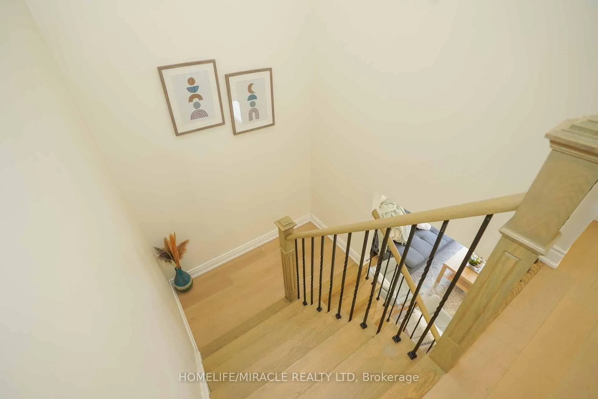 Photo 24 of 40 Gardenia Way, Caledon, Rural Caledon — HOMEH