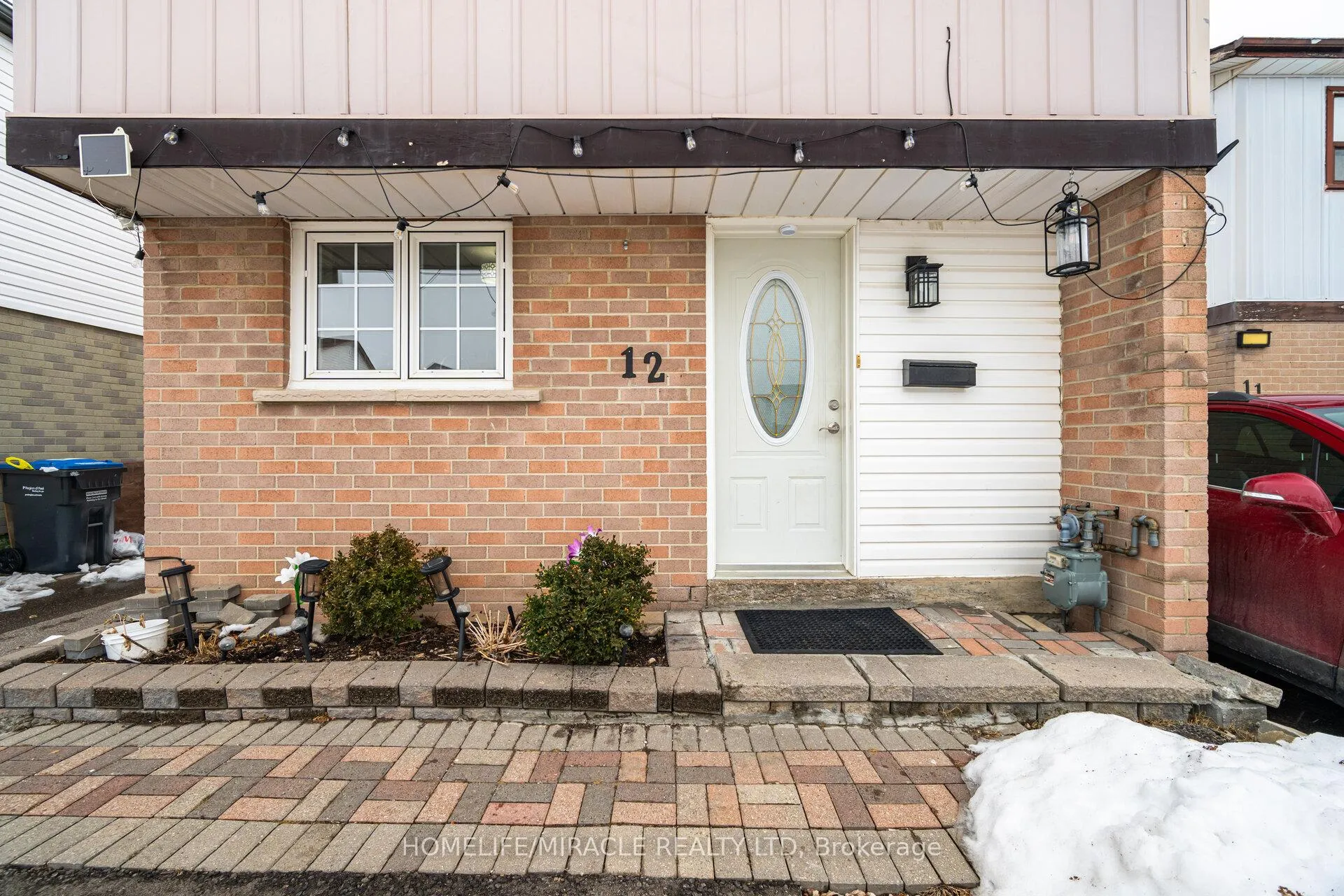 Photo 9 of 12 Huckleberry Square, Brampton, Central Park — HOMEH