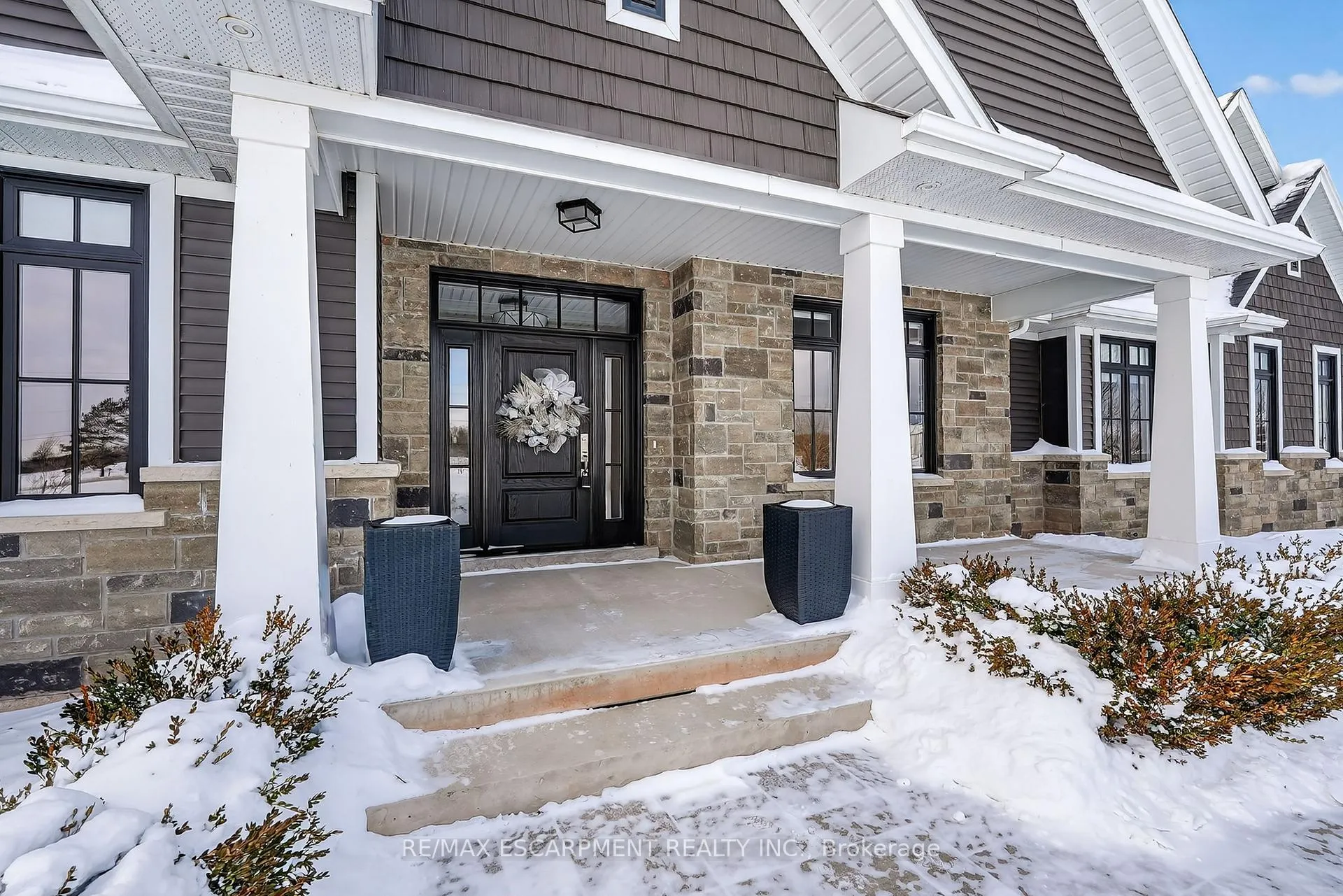Photo 4 of 224 Mountain Road, Grimsby, Grimsby Escarpment — HOMEH