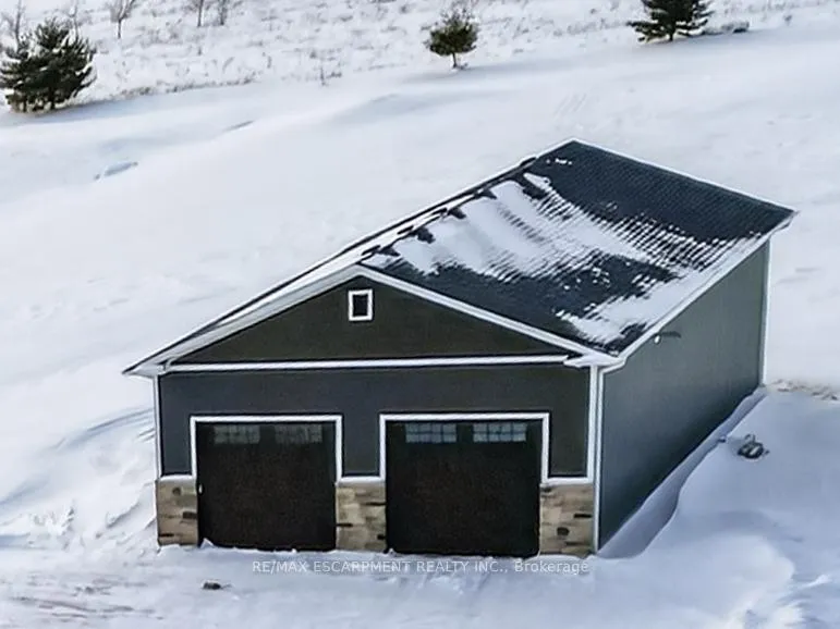 Photo 41 of 224 Mountain Road, Grimsby, Grimsby Escarpment — HOMEH
