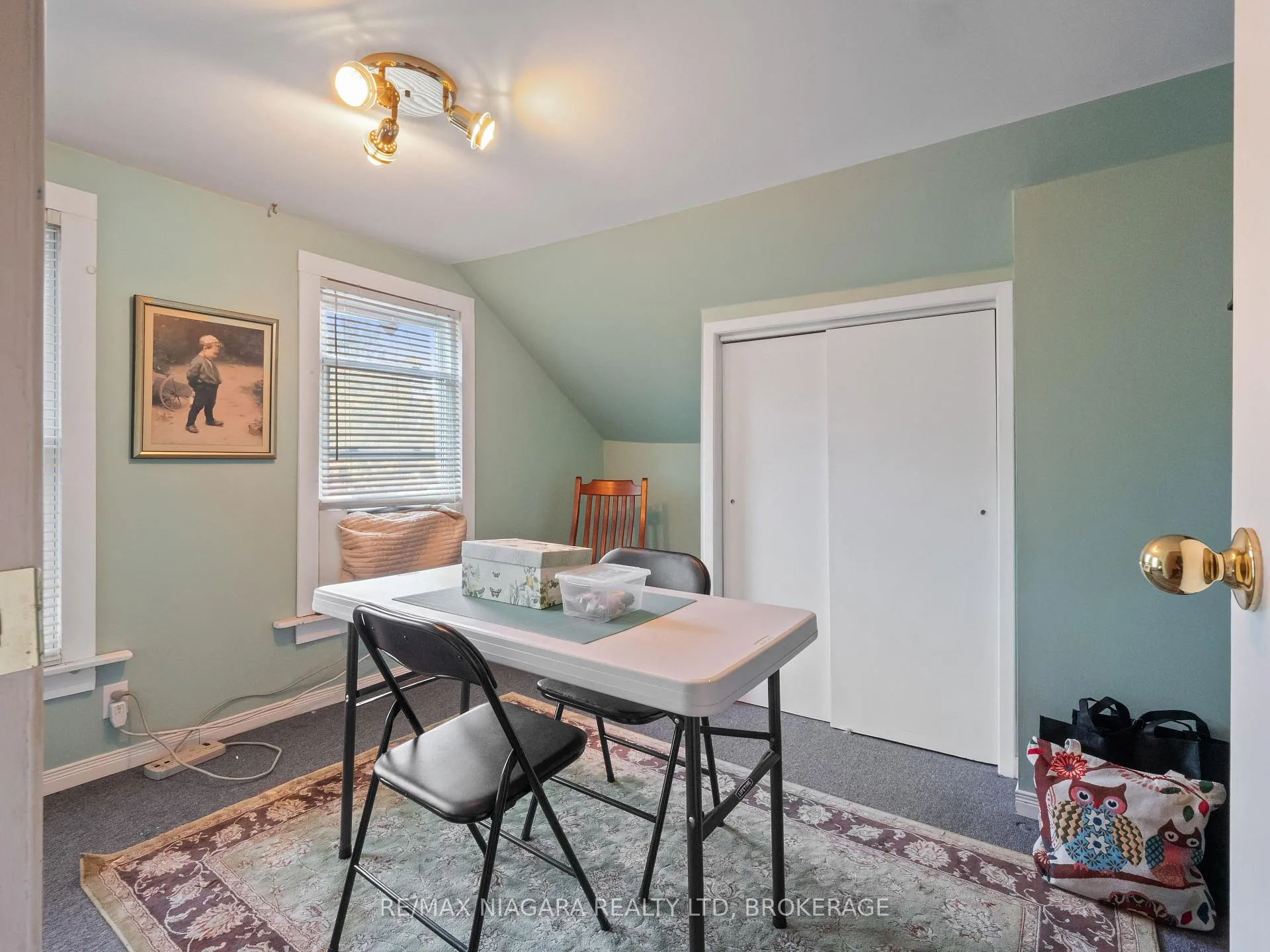 Photo 18 of 4722 Ryerson Crescent, Niagara Falls, Downtown — HOMEH