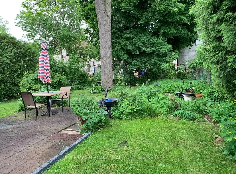 Photo 24 of 4722 Ryerson Crescent, Niagara Falls, Downtown — HOMEH