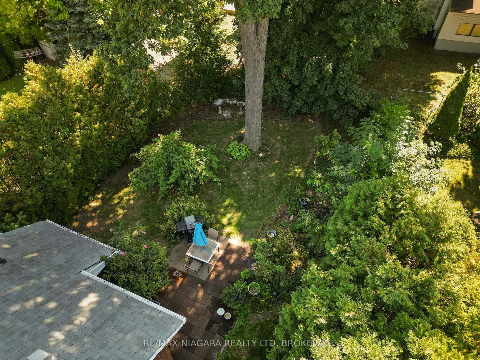 Photo 25 of 4722 Ryerson Crescent, Niagara Falls, Downtown — HOMEH