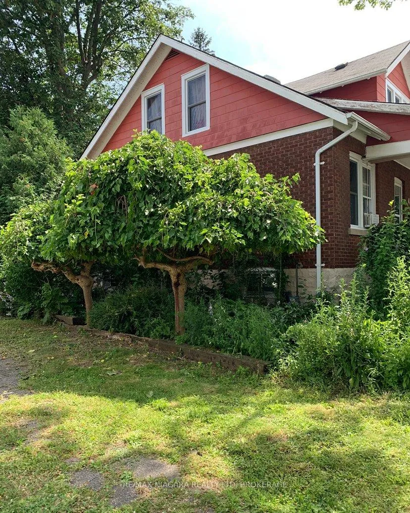 Photo 35 of 4722 Ryerson Crescent, Niagara Falls, Downtown — HOMEH