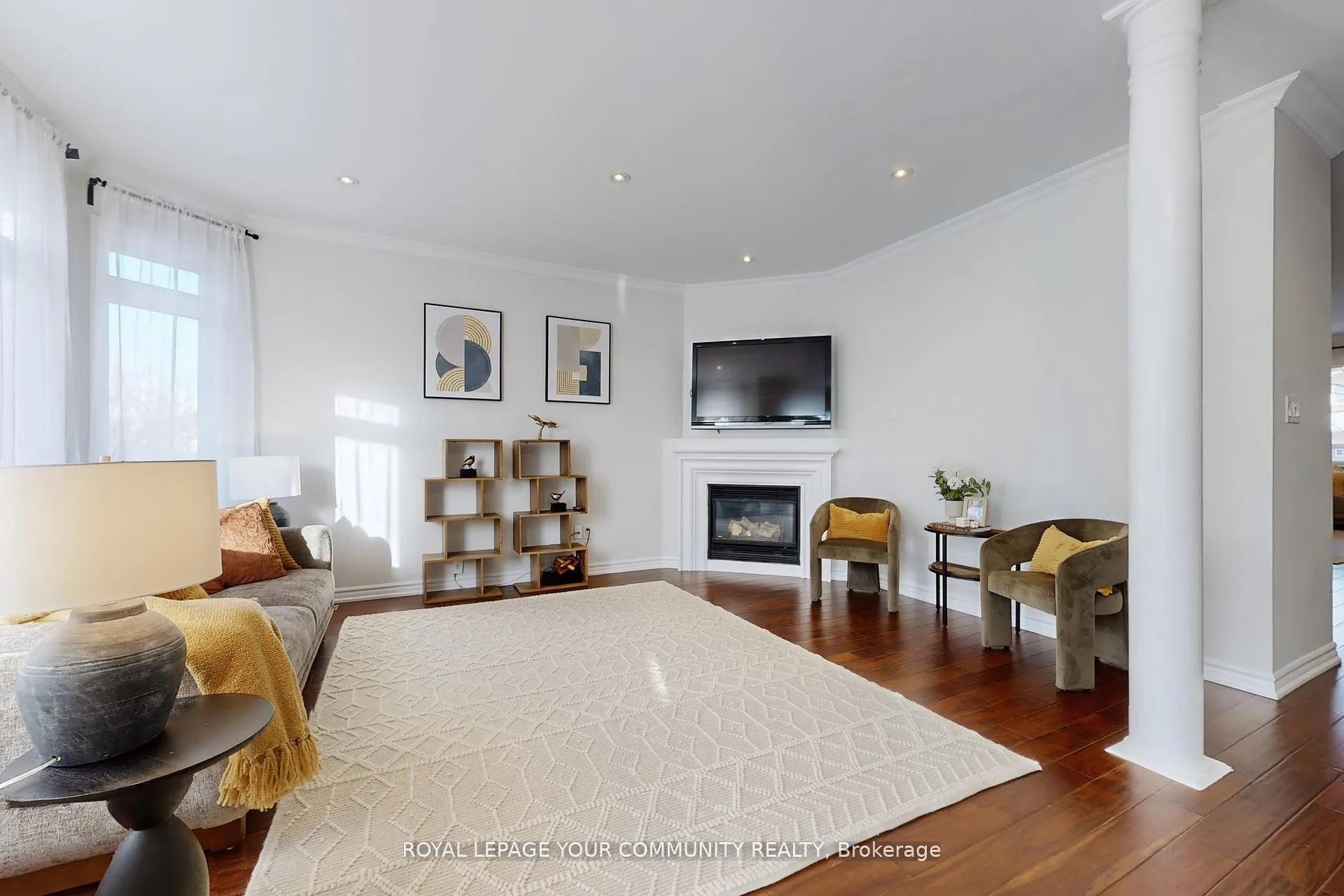 Photo 8 of 10 Auburndale Drive, Vaughan, Patterson — HOMEH