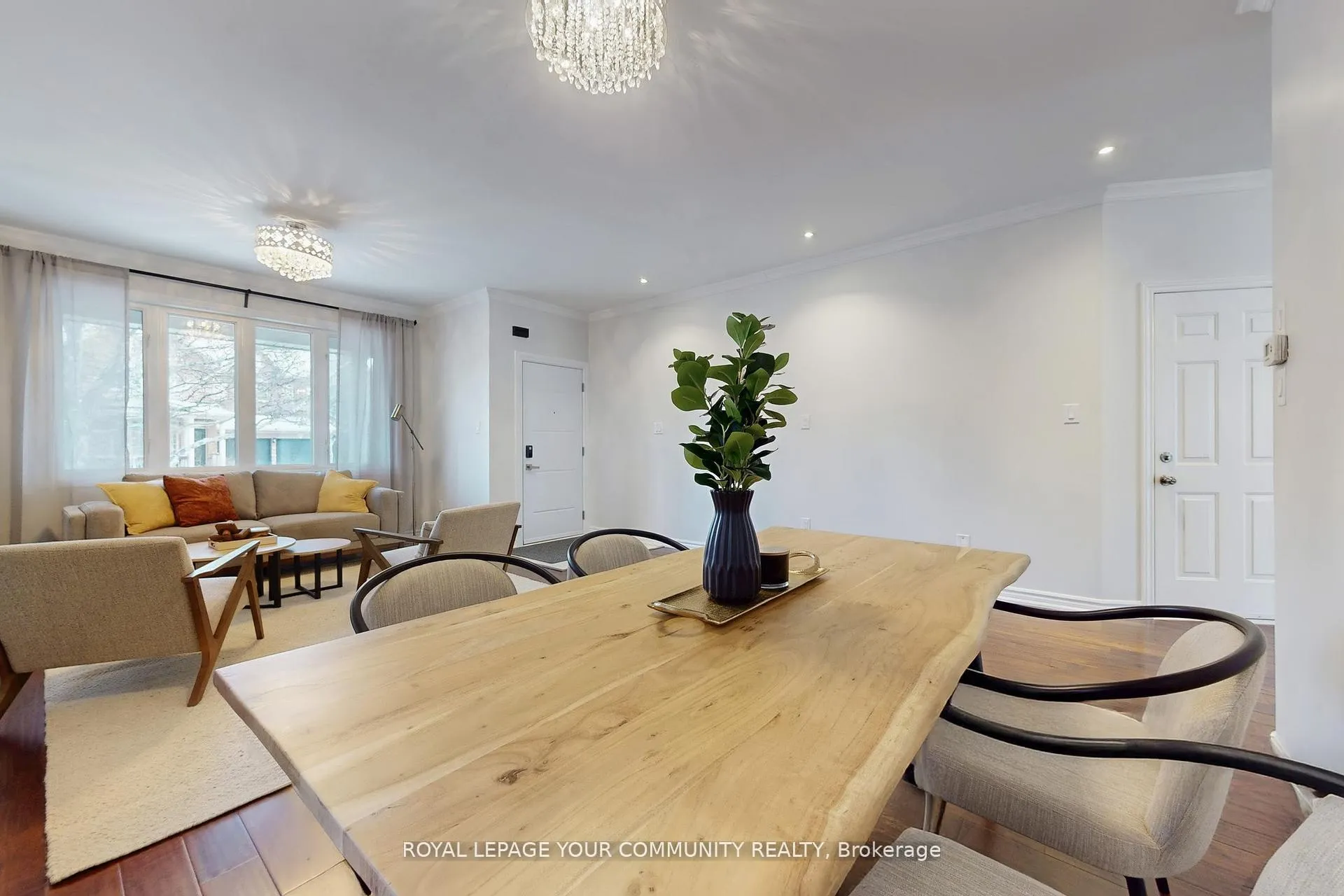 Photo 11 of 10 Auburndale Drive, Vaughan, Patterson — HOMEH