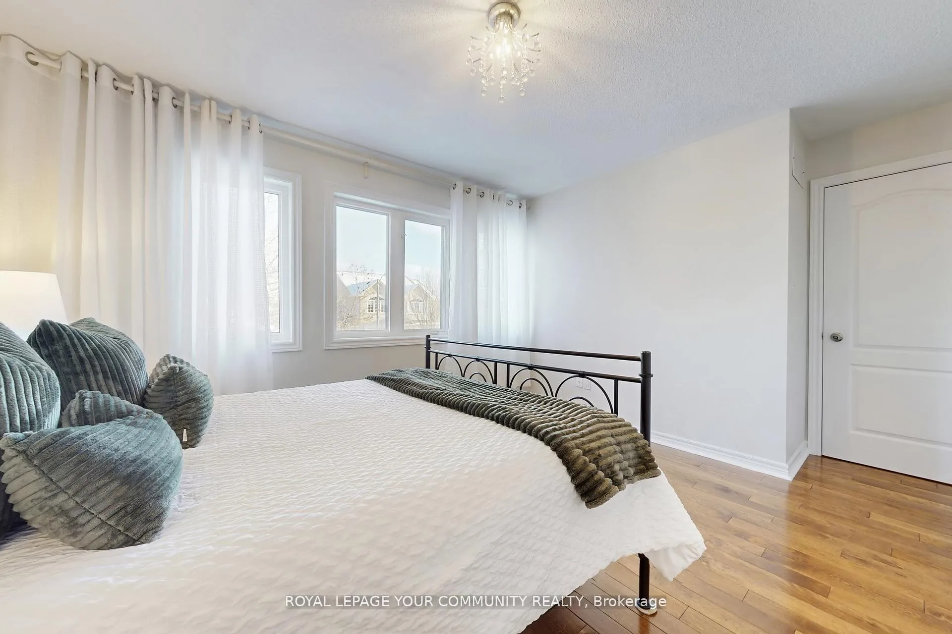 Photo 17 of 10 Auburndale Drive, Vaughan, Patterson — HOMEH