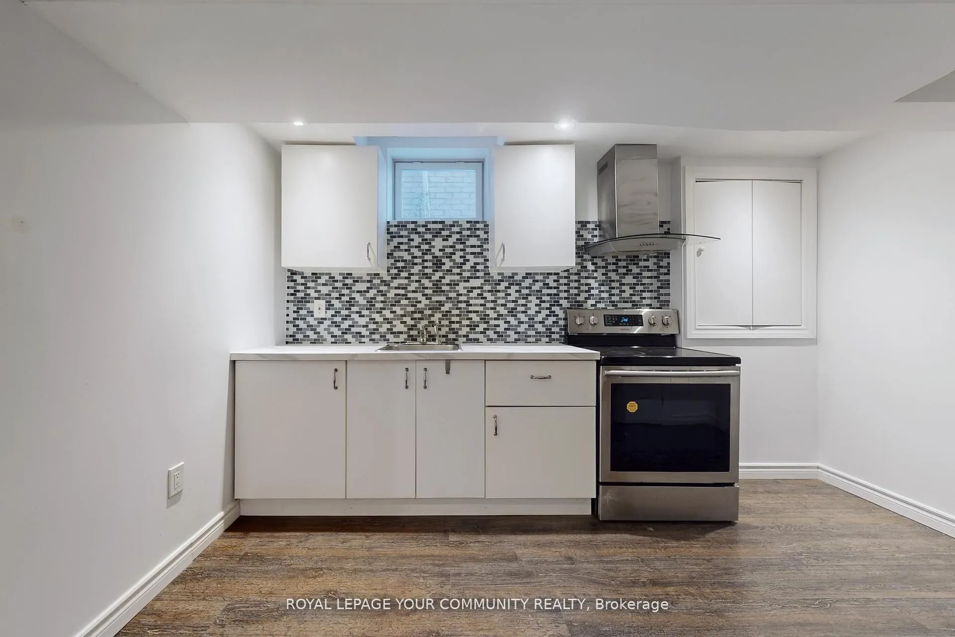Photo 22 of 10 Auburndale Drive, Vaughan, Patterson — HOMEH