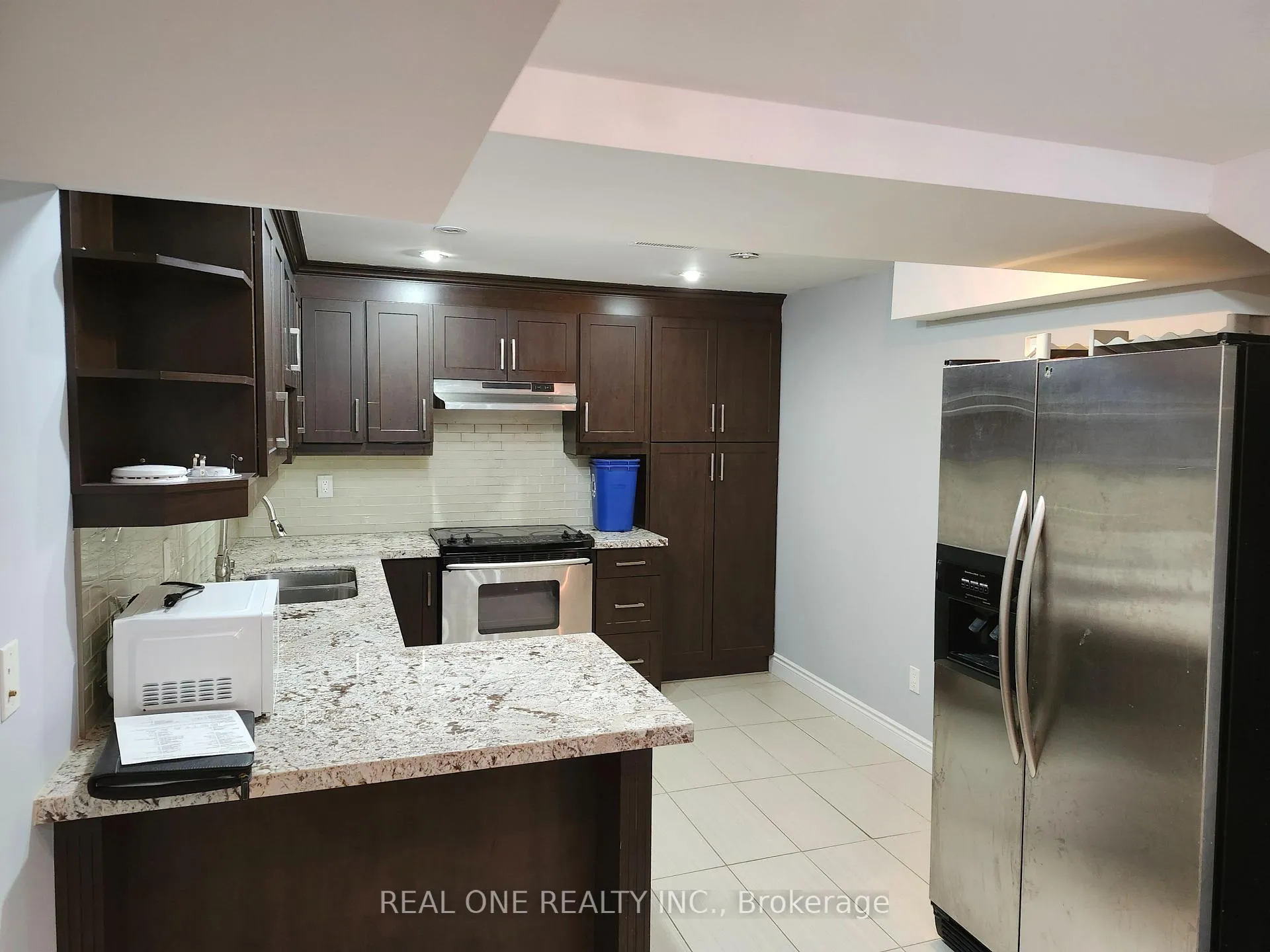 Photo 1 of 107 Golden Orchard(Bsmt) Rd, Vaughan, Patterson — HOMEH