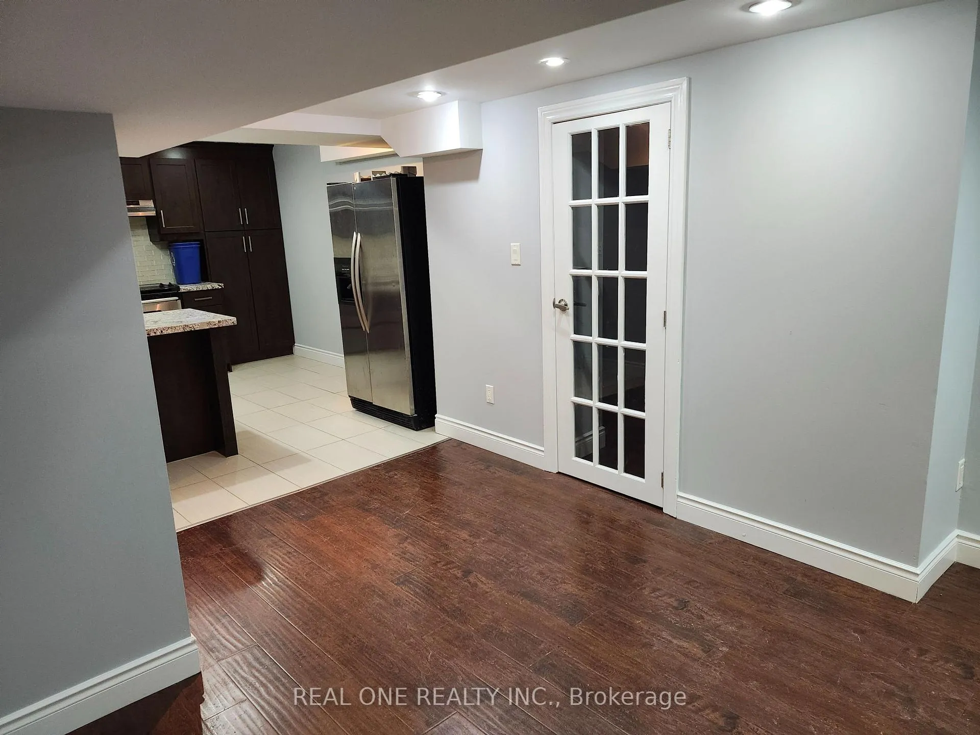 Photo 3 of 107 Golden Orchard(Bsmt) Rd, Vaughan, Patterson — HOMEH