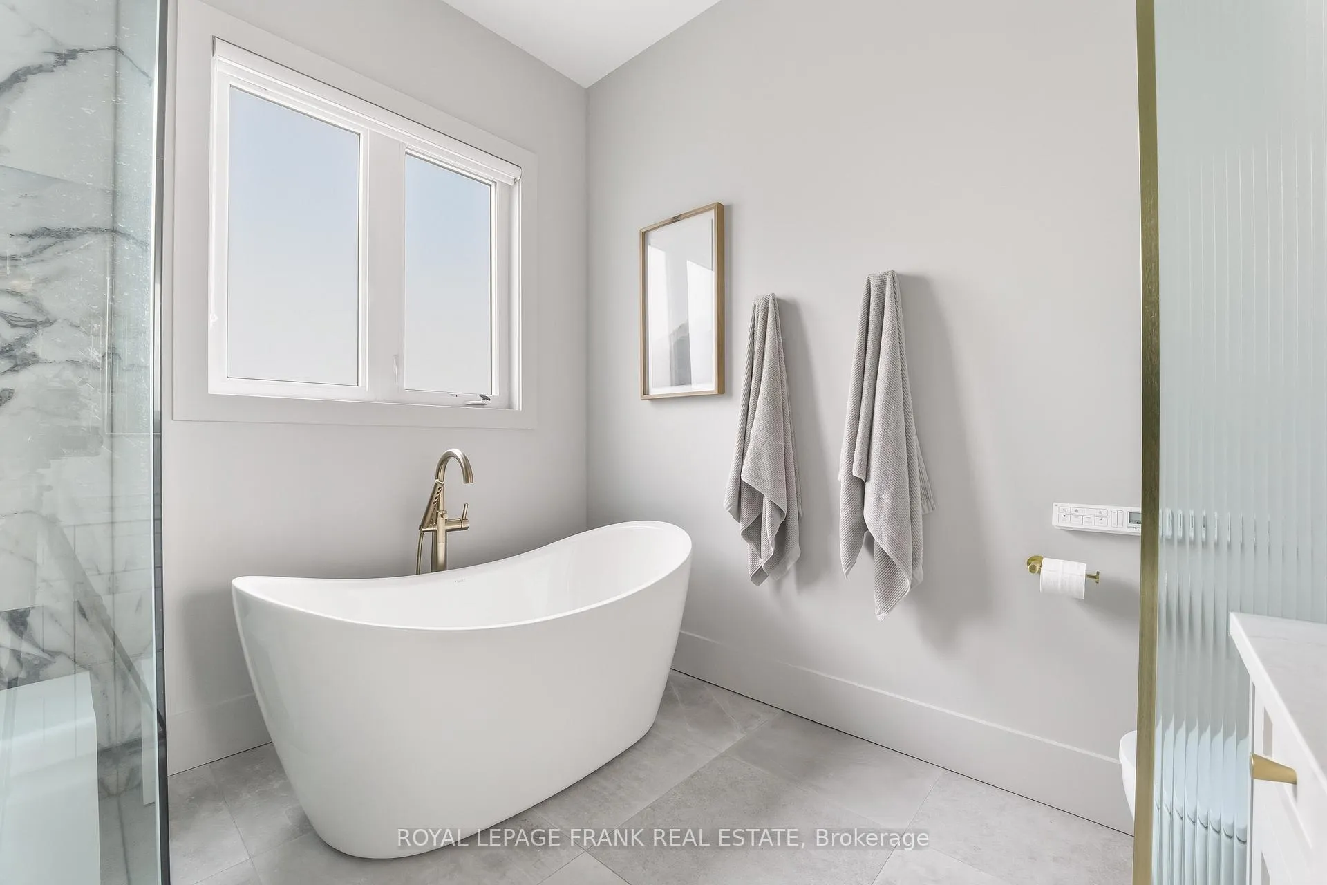 Photo 18 of 1430 Nash Road, Clarington, Courtice — HOMEH