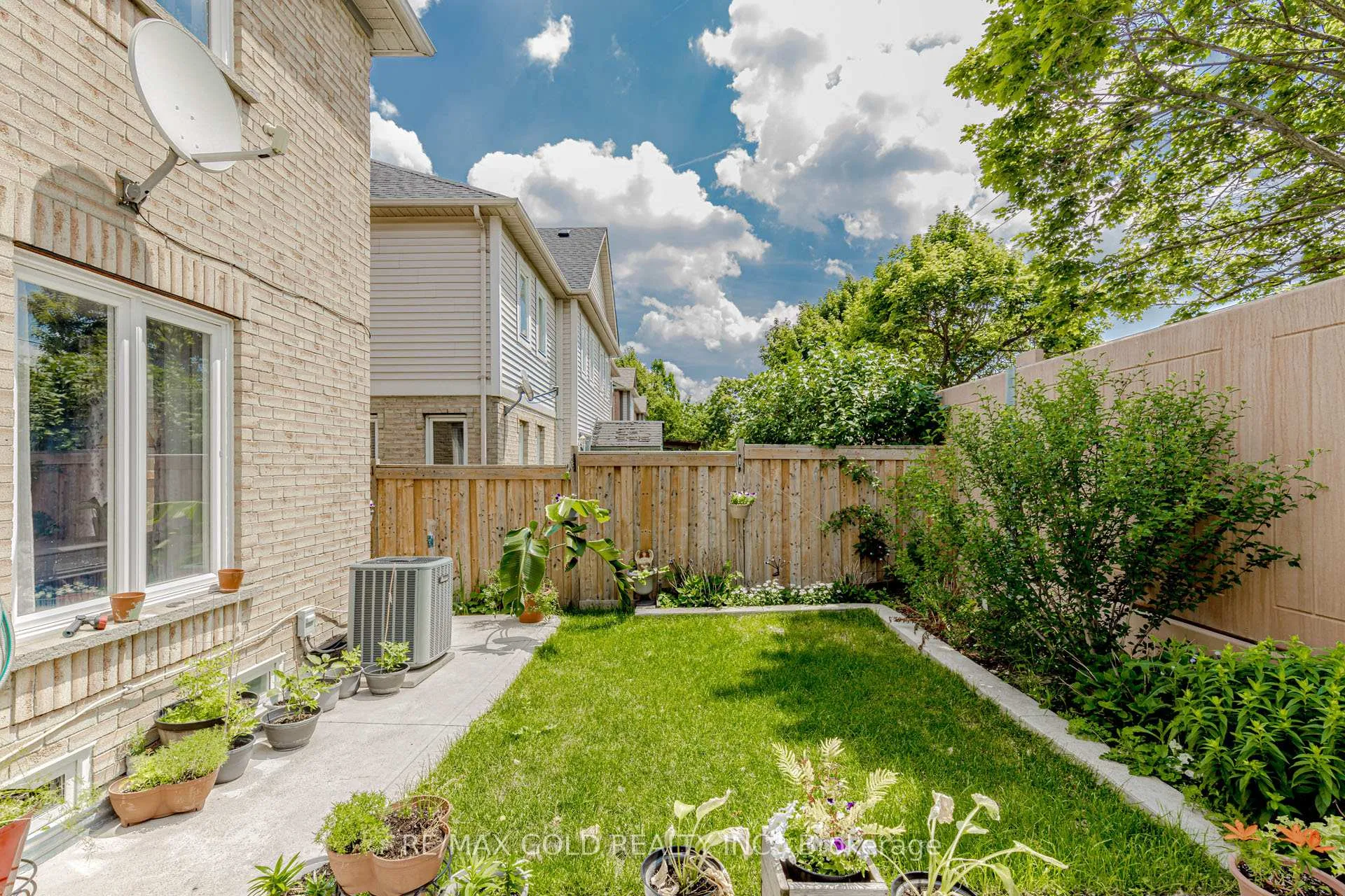 Photo 28 of 139 Chipmunk Crescent, Brampton, Sandringham-Wellington — HOMEH