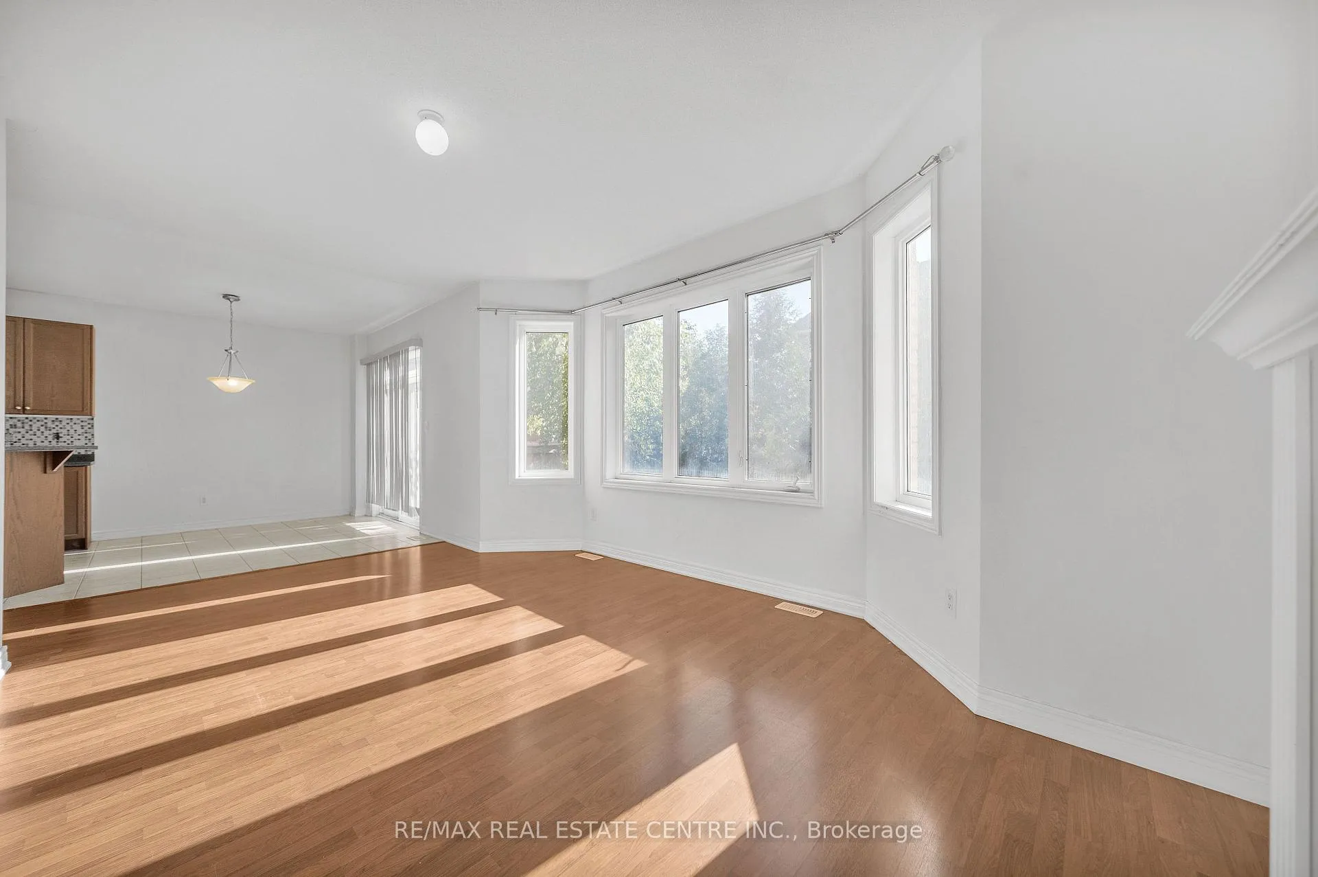 Photo 12 of 450 Tilt Point, Milton, Scott — HOMEH