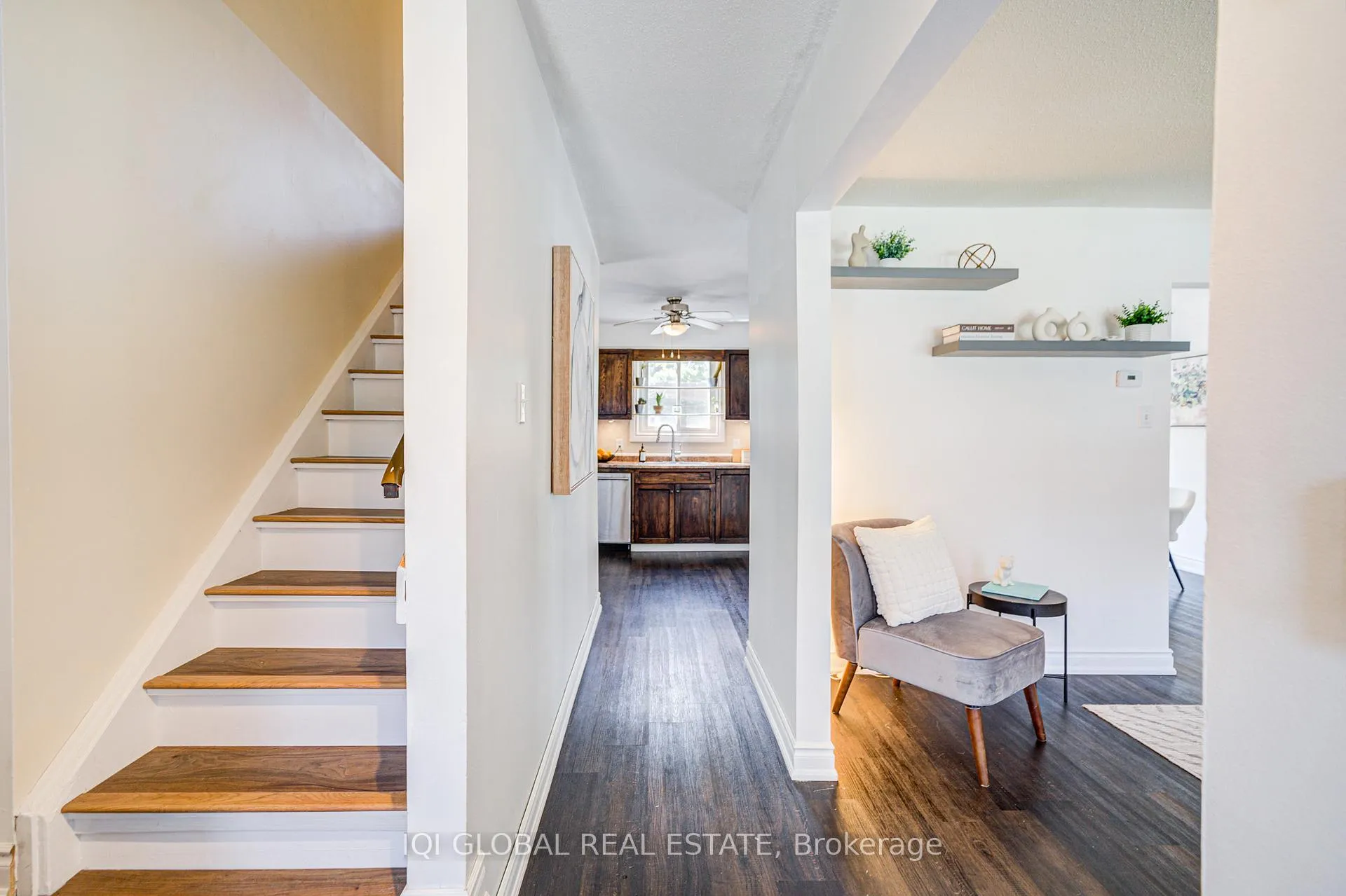 Photo 5 of 6 Arrowhead Crescent, Kitchener — HOMEH