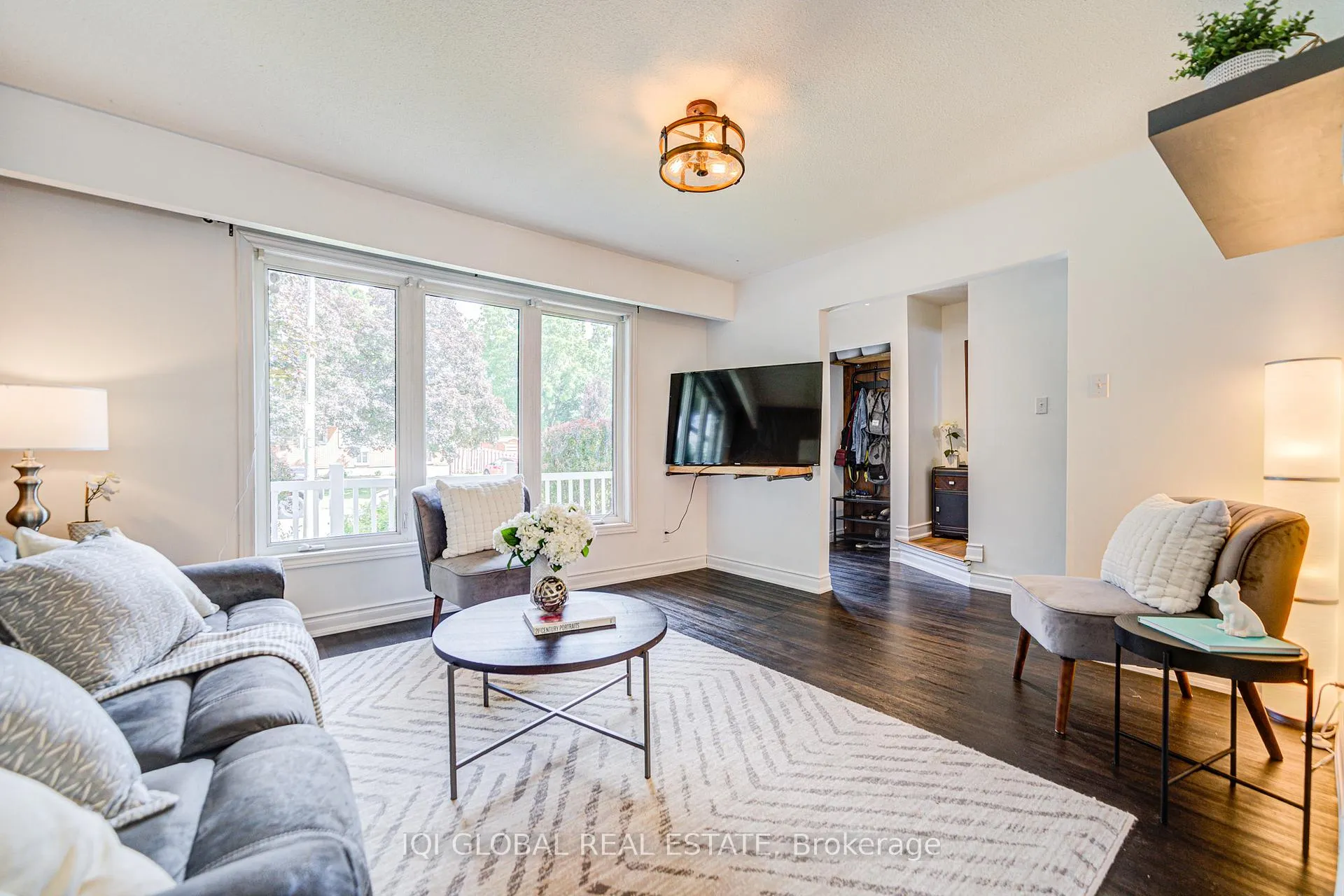 Photo 8 of 6 Arrowhead Crescent, Kitchener — HOMEH